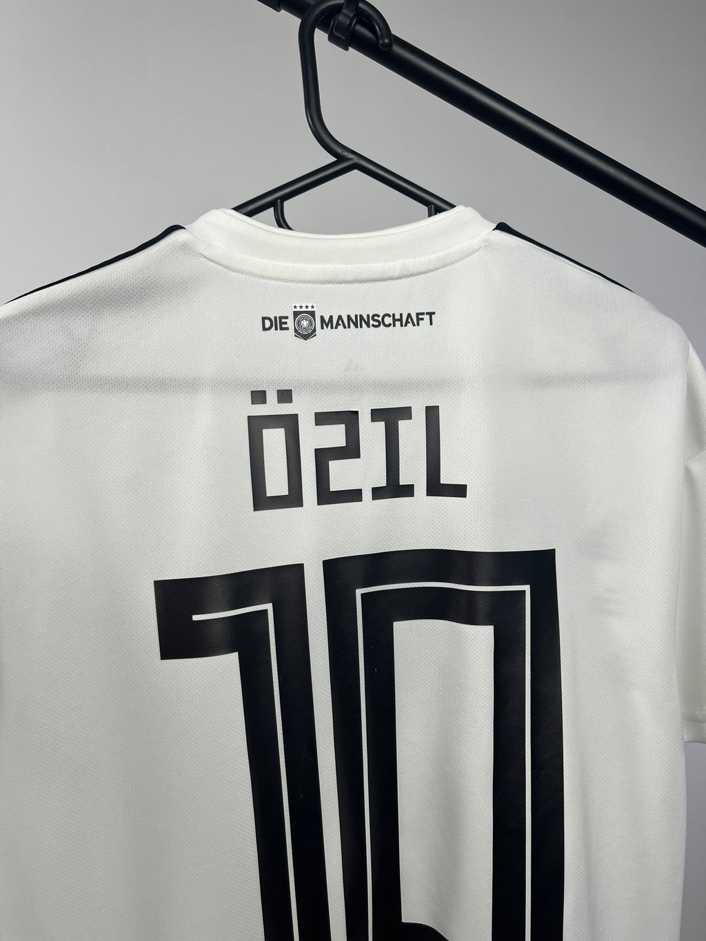 Jersey Original Alemania mundial Rusia 2018 local Ozil BR7843 Adidas