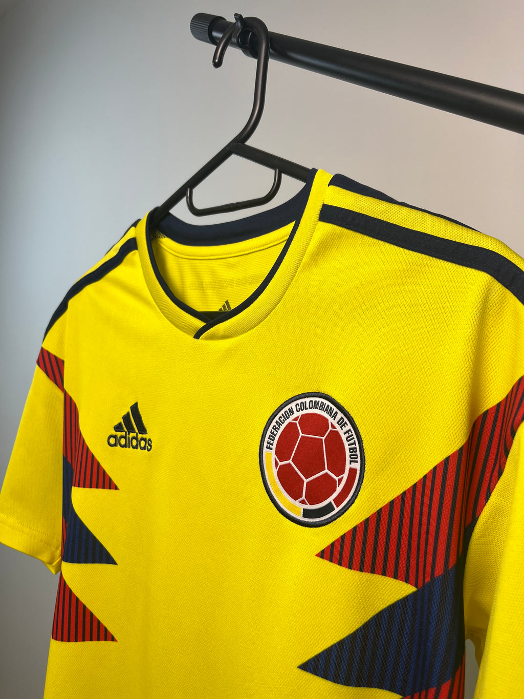 Jersey Original Colombia mundial Rusia 2018 local CW1526 Adidas