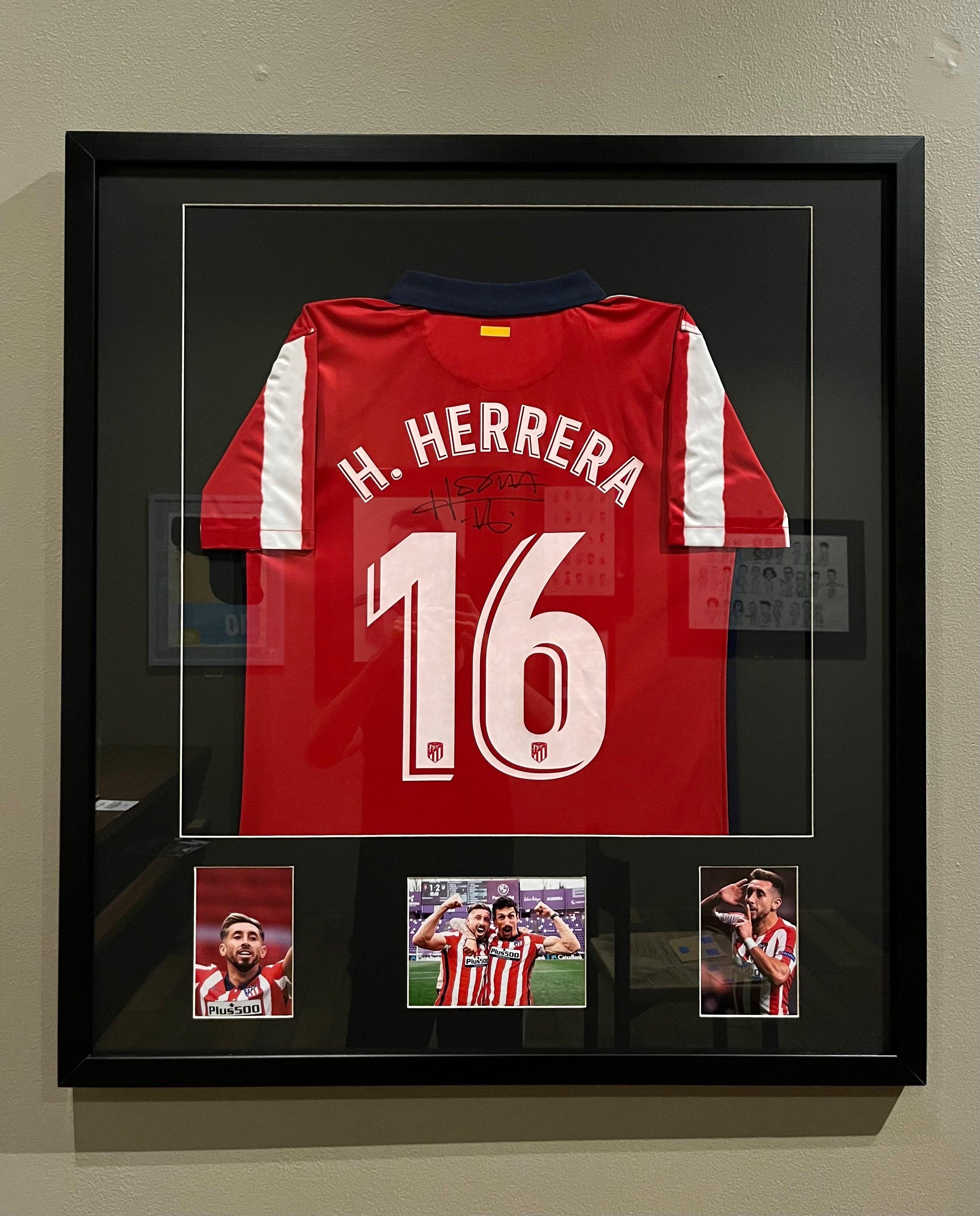 Autógrafo de Héctor Herrera | Jersey Atlético de Madrid enmarcado