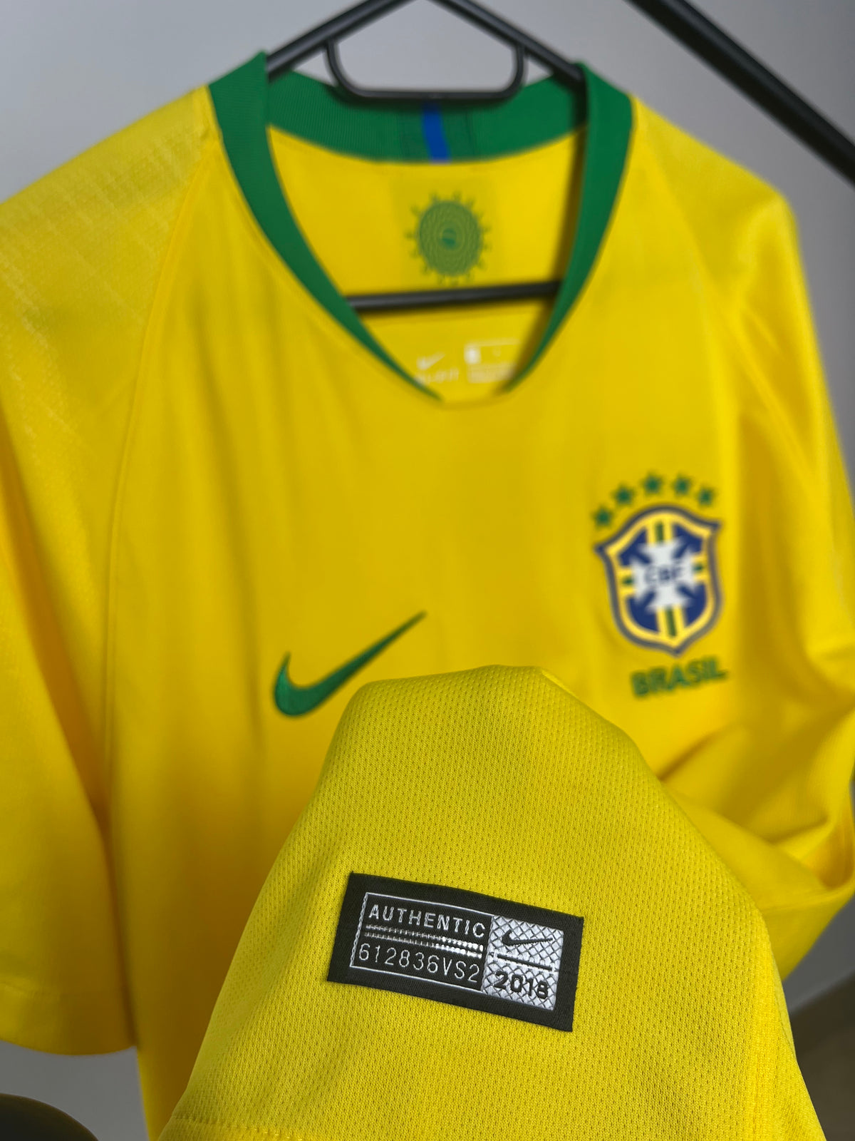 Jersey Original Brasil Mundial Rusia 2018 Local Neymar 893856-749 Nike