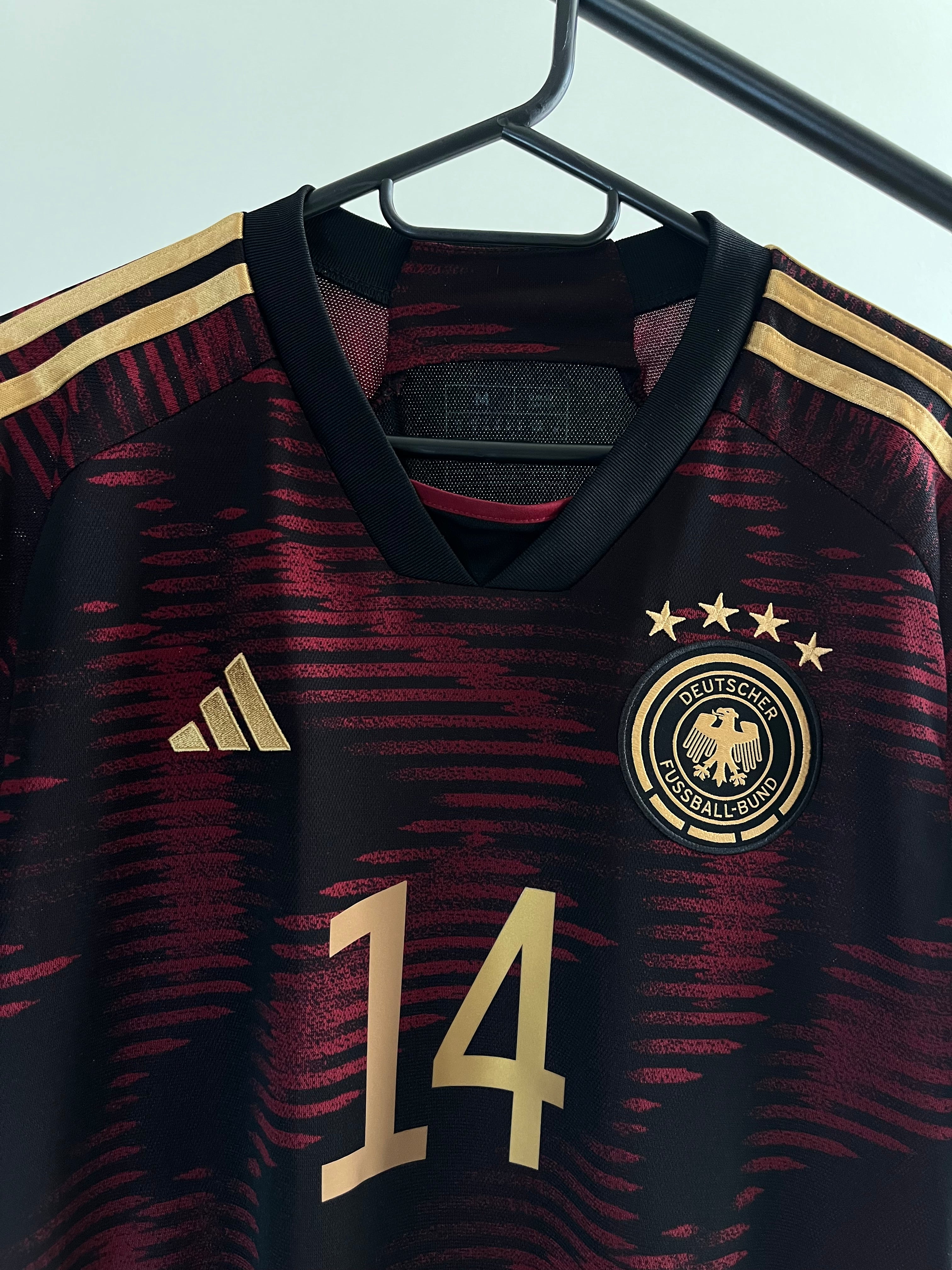 Jersey Original Alemania 2022/23 Visita Mundial Qatar Musiala HJ9604 Adidas