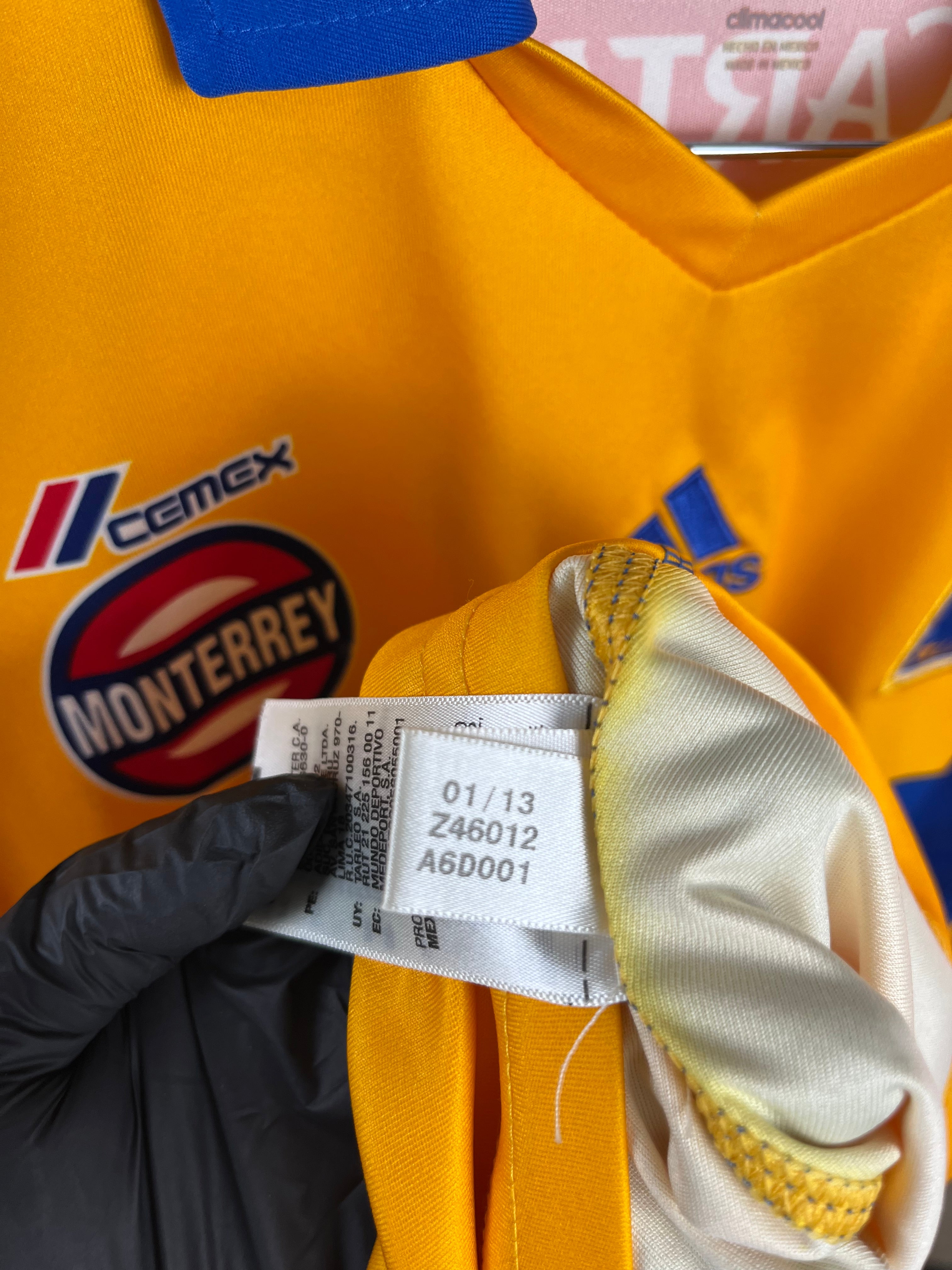 Jersey utileria Usada en Partido Liga MX de Ulises Zamora | Tigres UANL 2013/14 Local