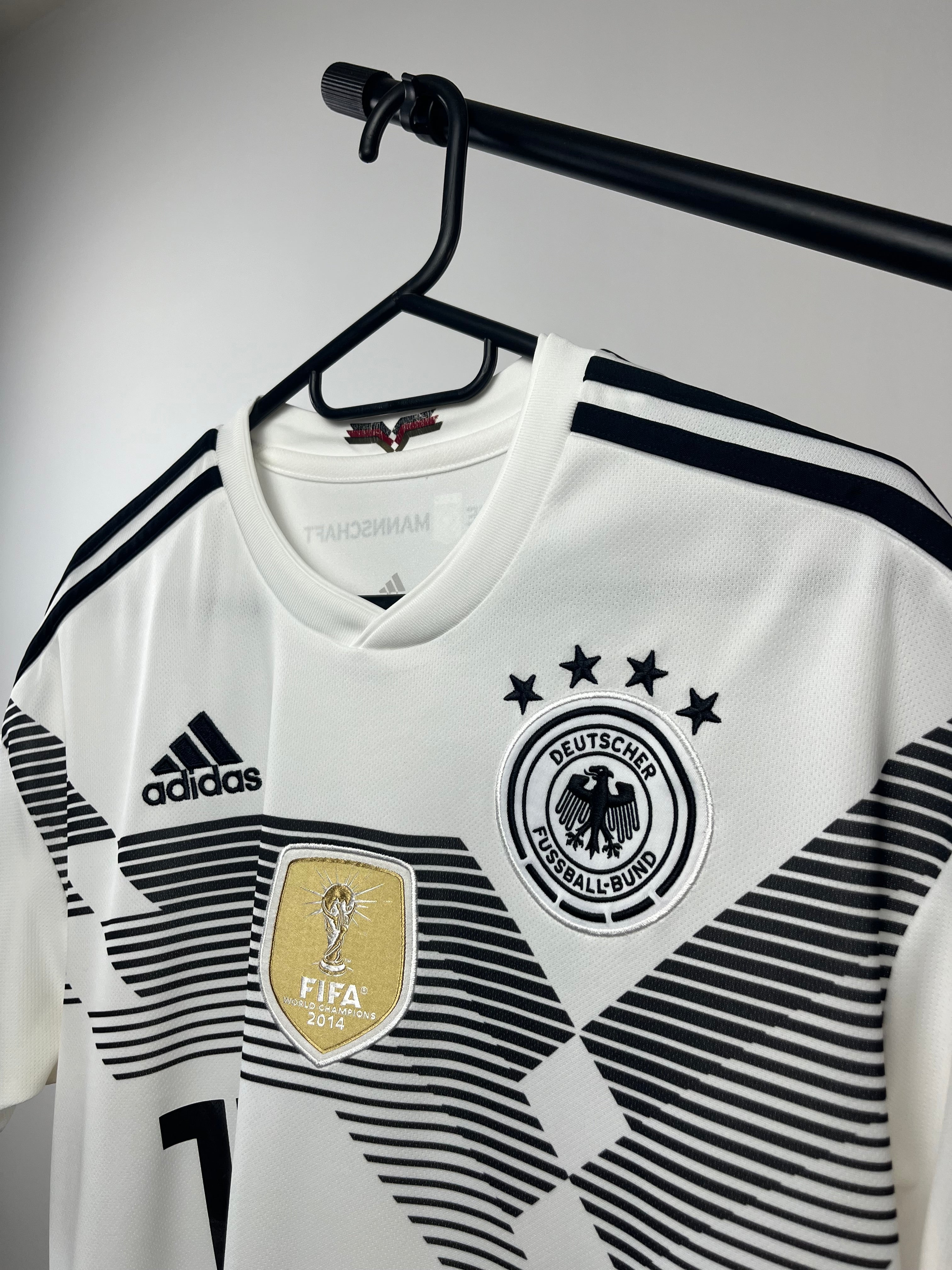 Jersey Original Alemania mundial Rusia 2018 local Ozil BR7843 Adidas
