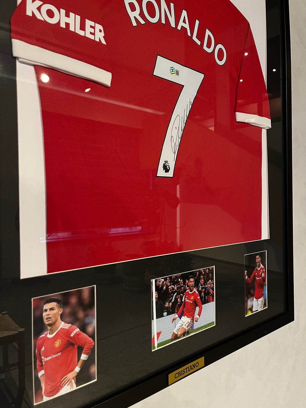 Autógrafo de Cristiano Ronaldo | Jersey Manchester United 2022 Certificada Beckett enmarcada