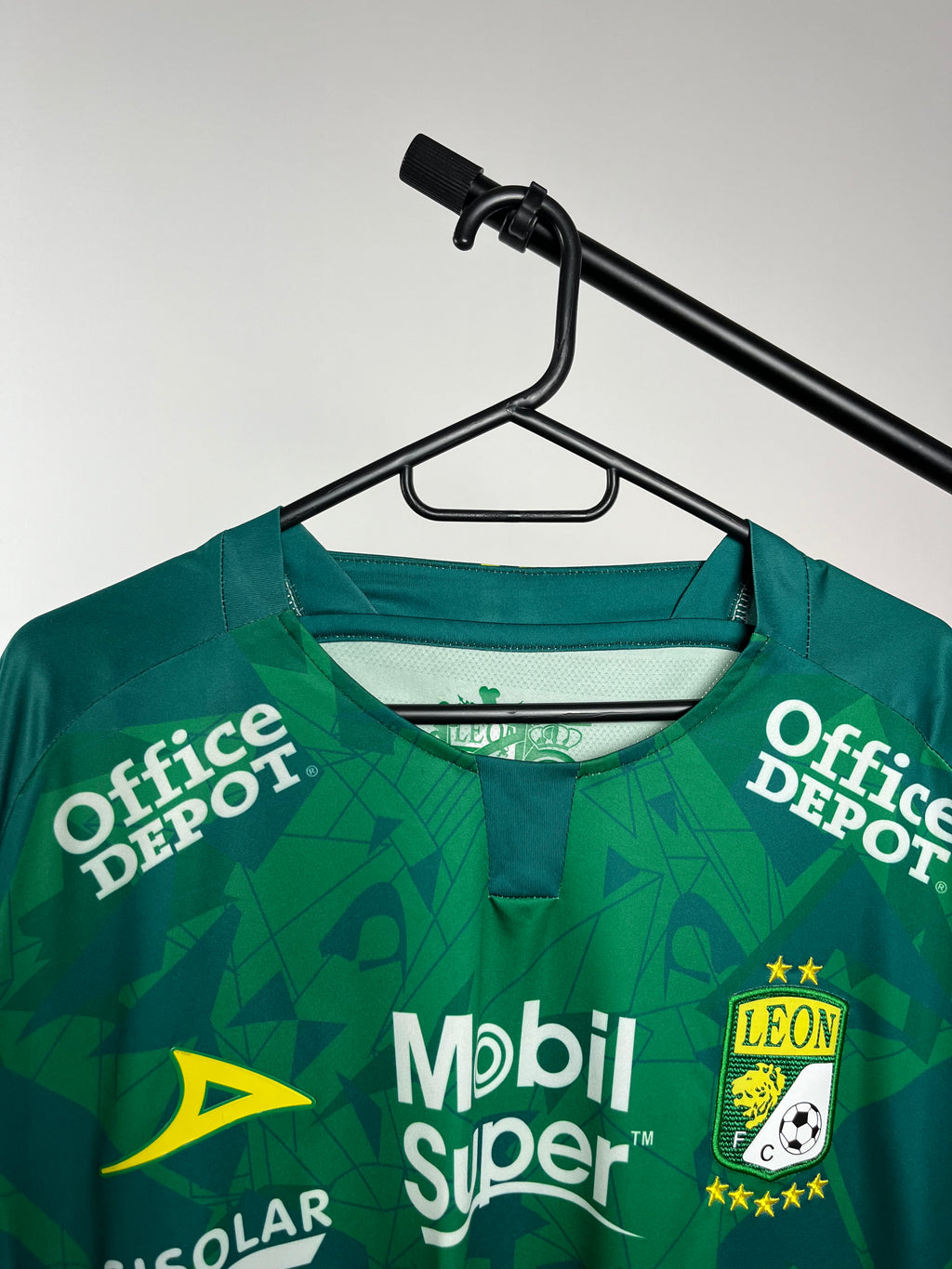 Jersey Original Leon FC 2019/20 Local Chapo Montes Pirma (Retro/Vintage/Clasica)