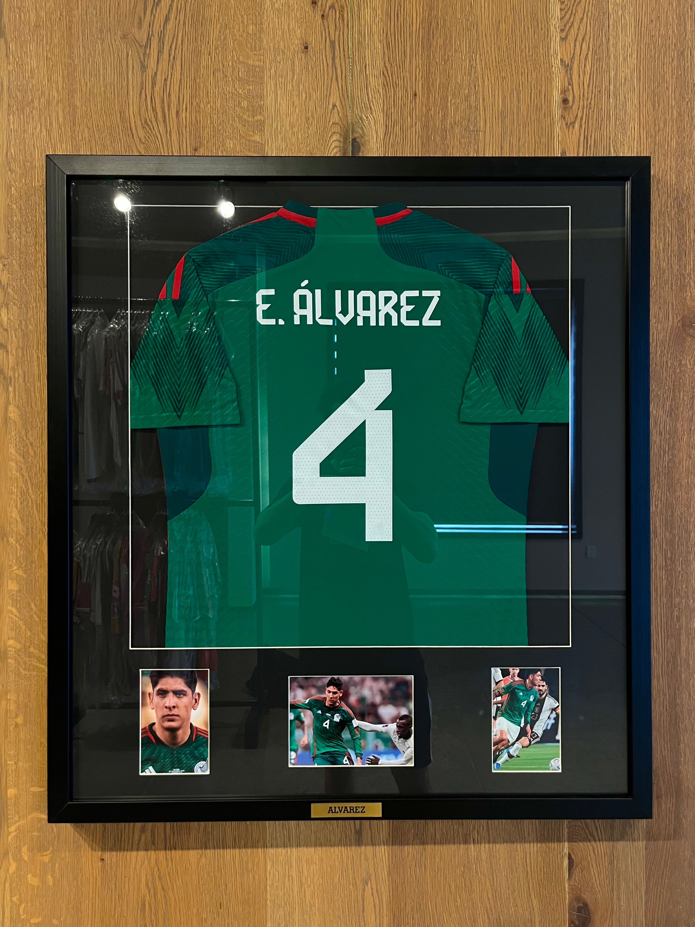 Jersey Usada en Partido amistoso de Edson Álvarez | México 2022-23 Local enmarcada