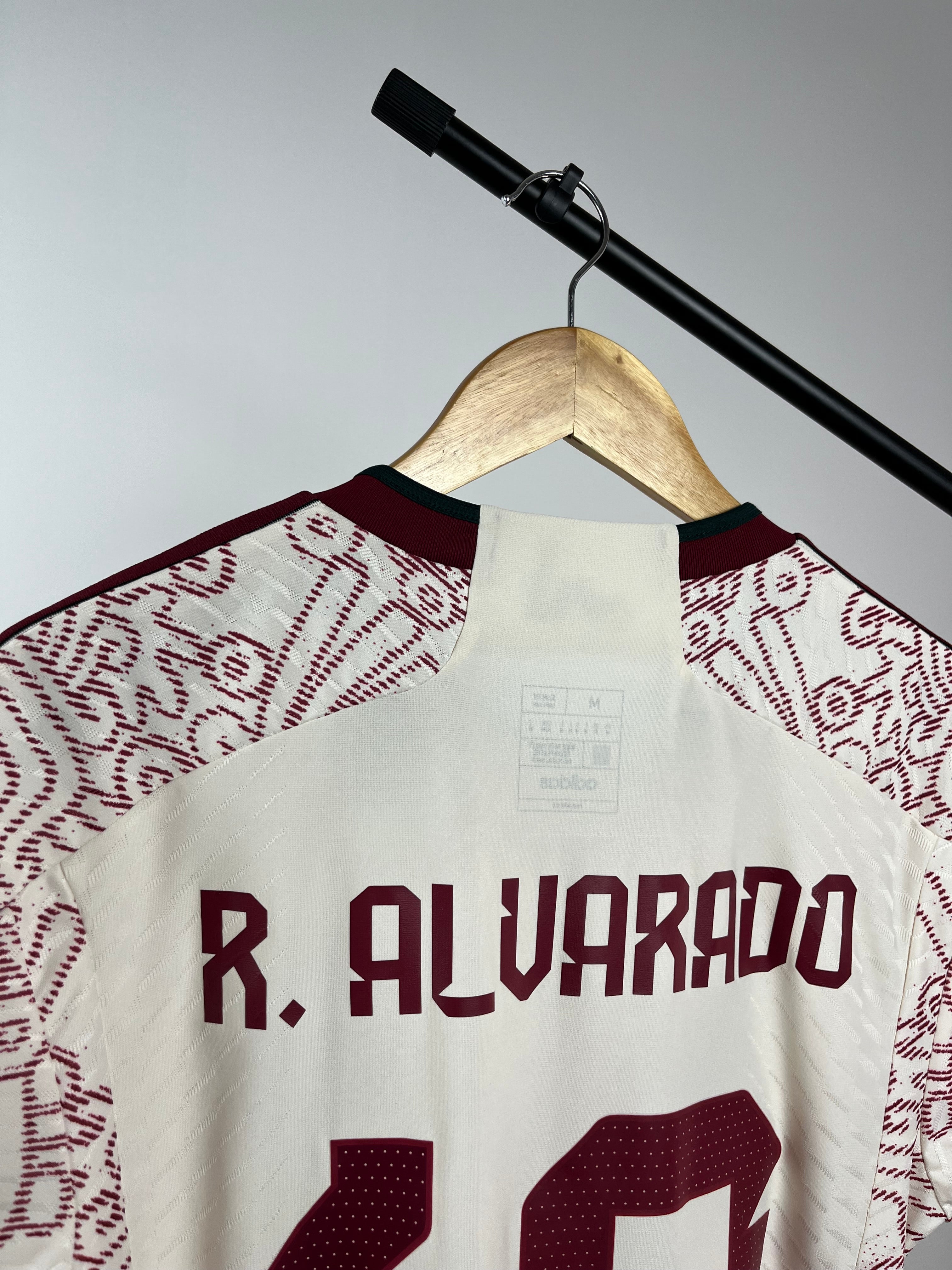 Jersey utileria Usada en Partido de Roberto "Piojo" Alvarado | México Copa Oro 2023