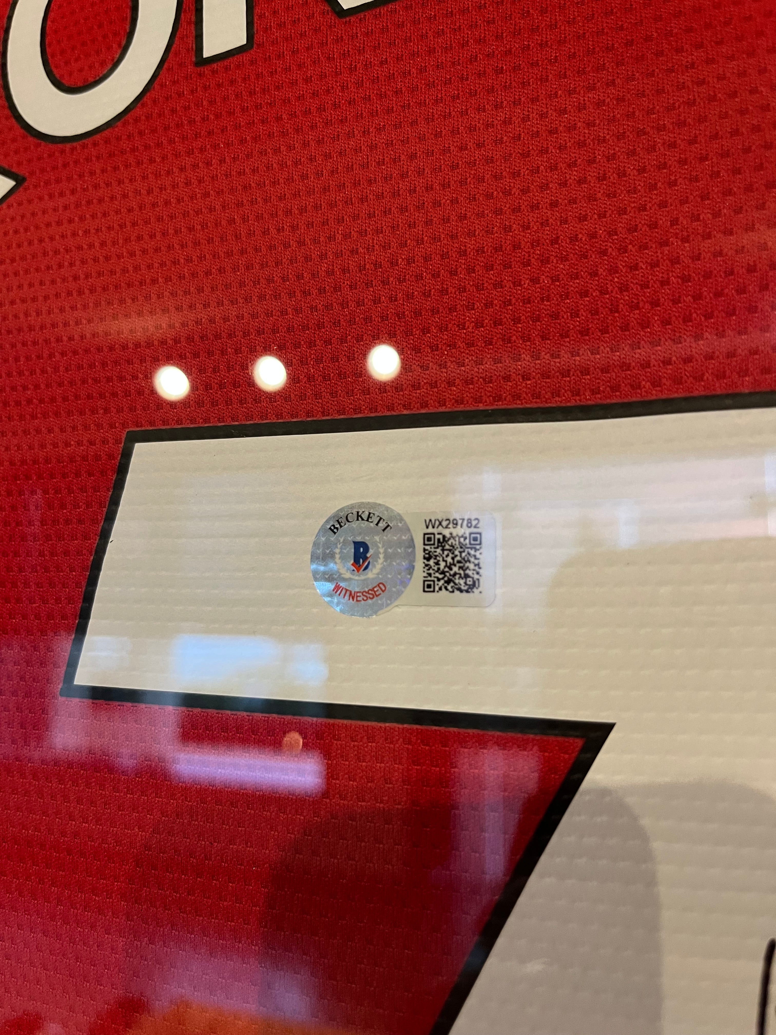 Autógrafo de Cristiano Ronaldo | Jersey Manchester United 2022 Certificada Beckett enmarcada