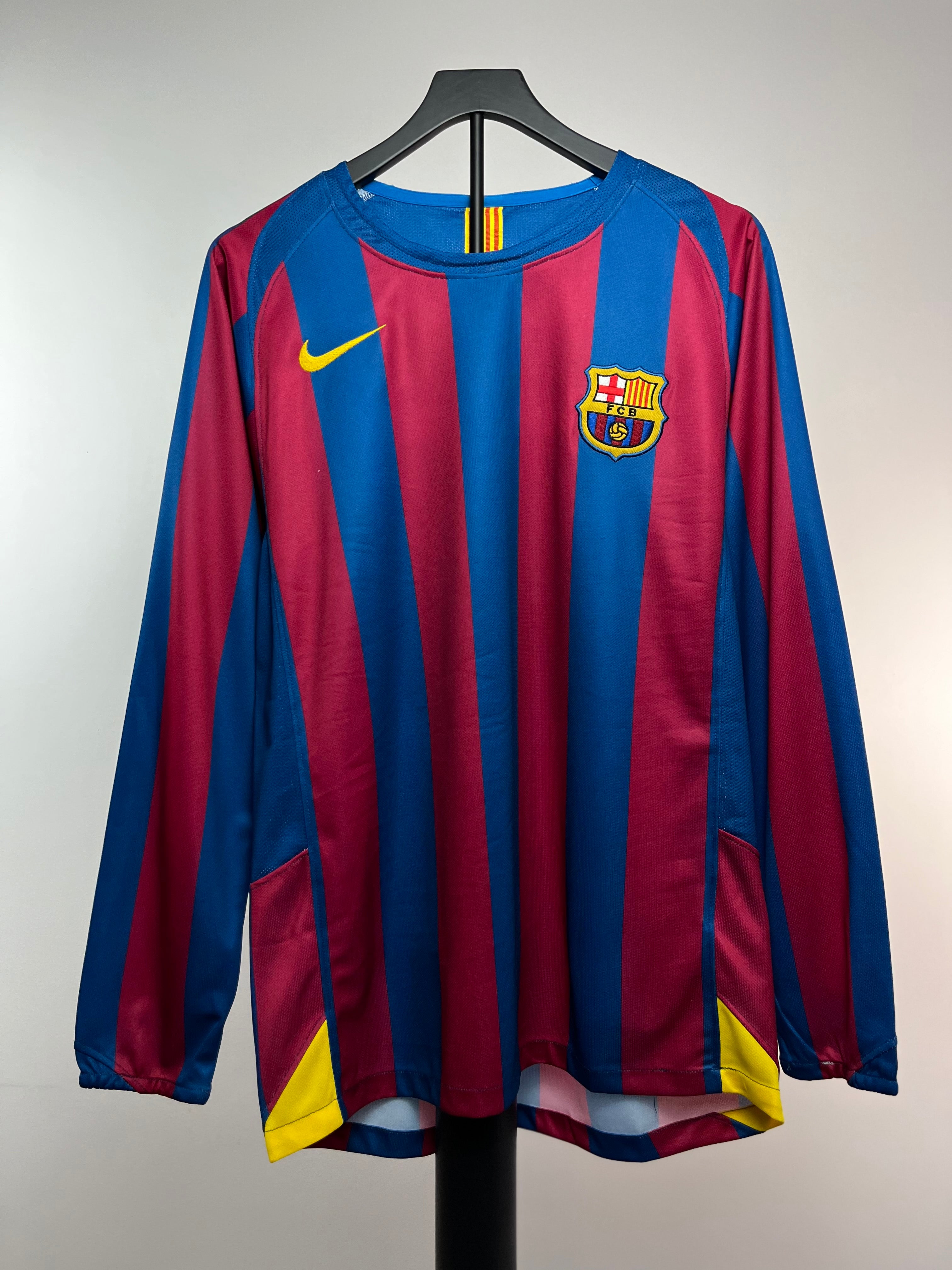 Autógrafo Ronaldinho | Barcelona 2005-06 certificado Beckett