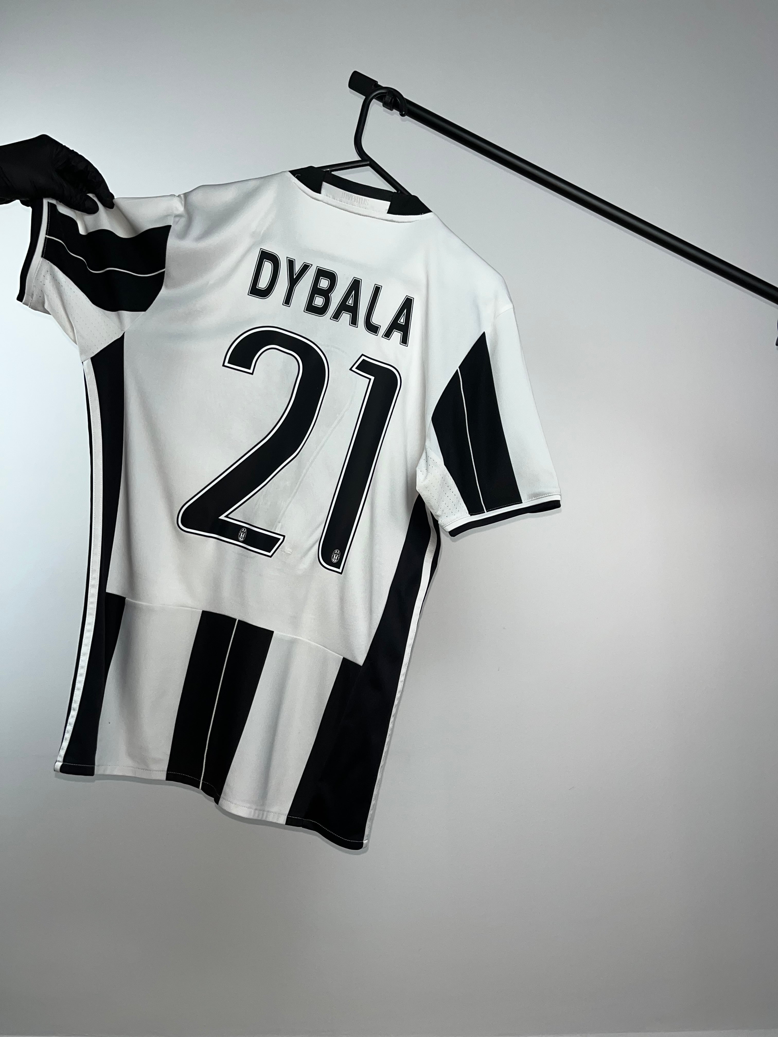 Jersey Original Juventus 2016/17 Local Dybala Adidas AI6241