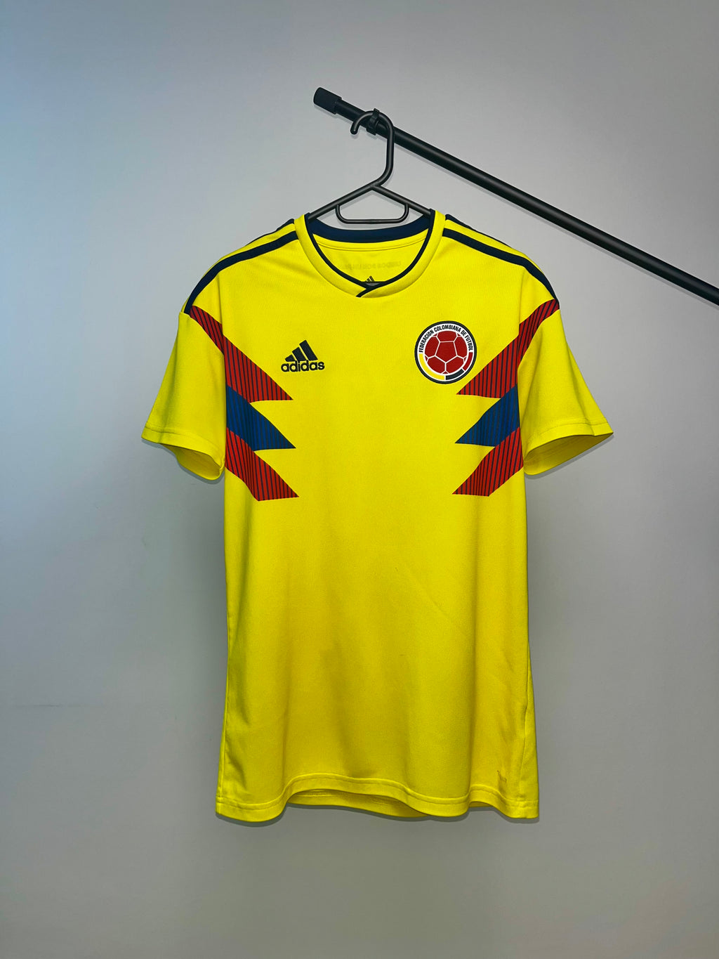 Jersey Original Colombia mundial Rusia 2018 local CW1526 Adidas