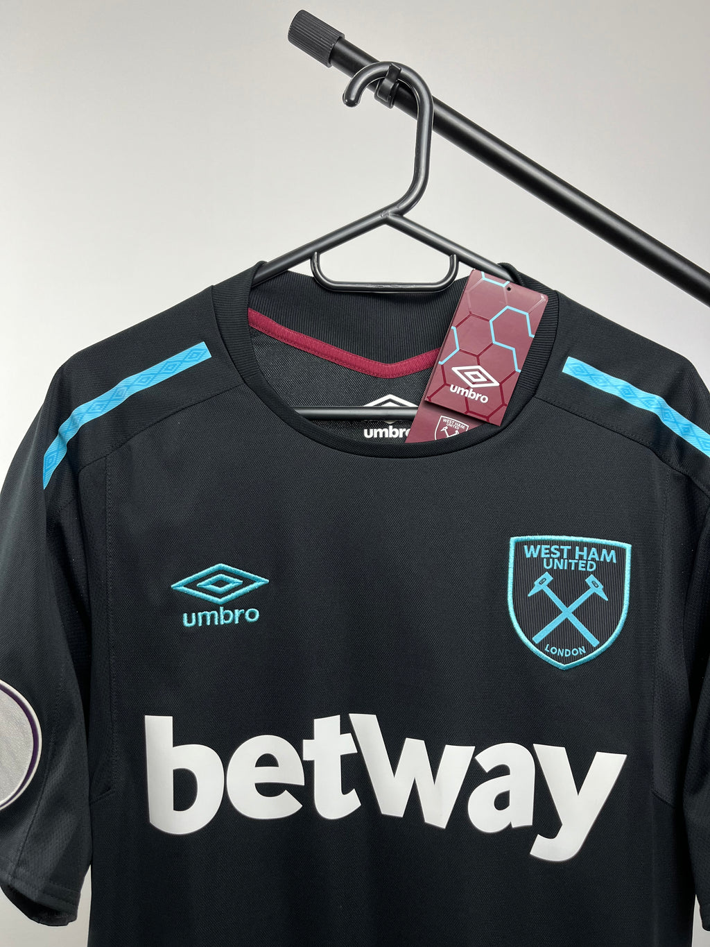 Jersey Original West Ham 2017/18 Visita Chicharito 77524U Umbro