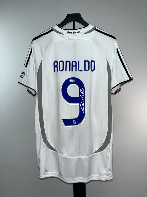 Autógrafo Ronaldo Nazário | Real Madrid 2006-07 certificada Beckett