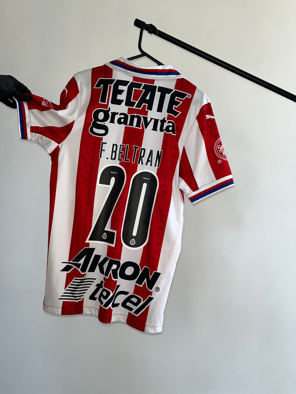 Jersey Original Chivas 2020/21 Local Brizuela y Beltran 763048-01 Puma (2 Opciones: Brizuela o Beltran)