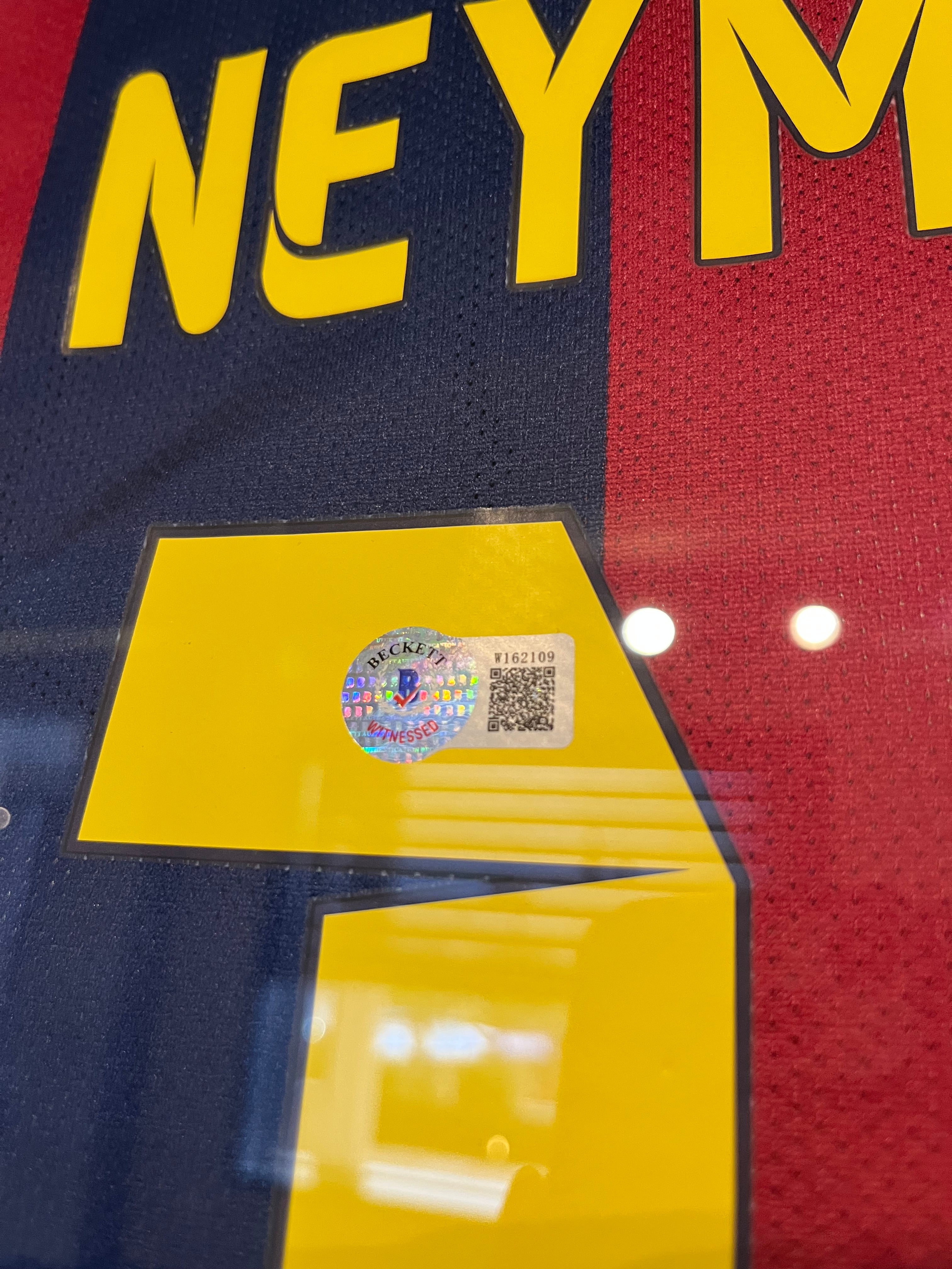 Autógrafo de Neymar Jr. | Jersey FC Barcelona 2014/15 Certificada Beckett enmarcada