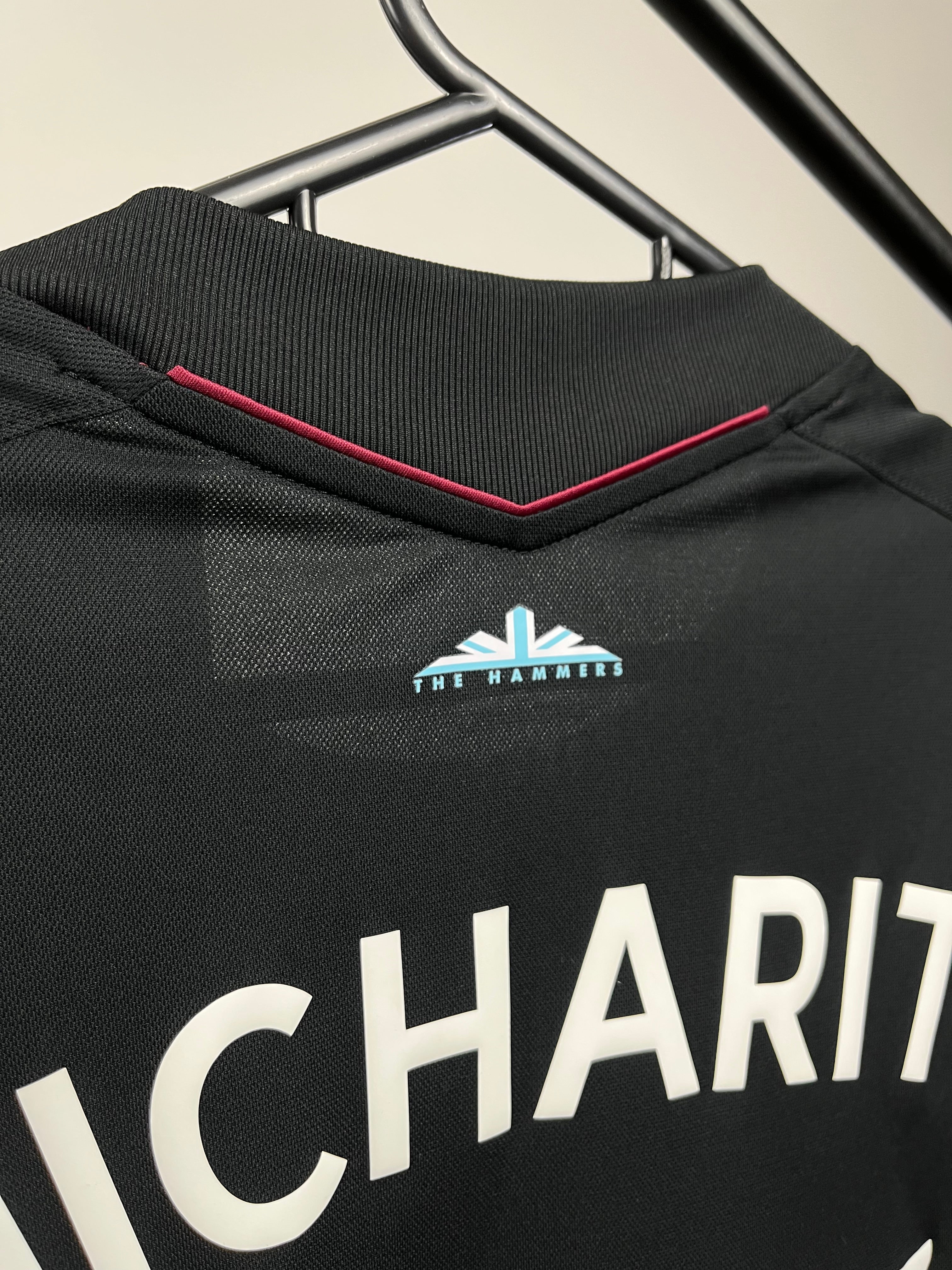 Jersey Original West Ham 2017/18 Visita Chicharito 77524U Umbro