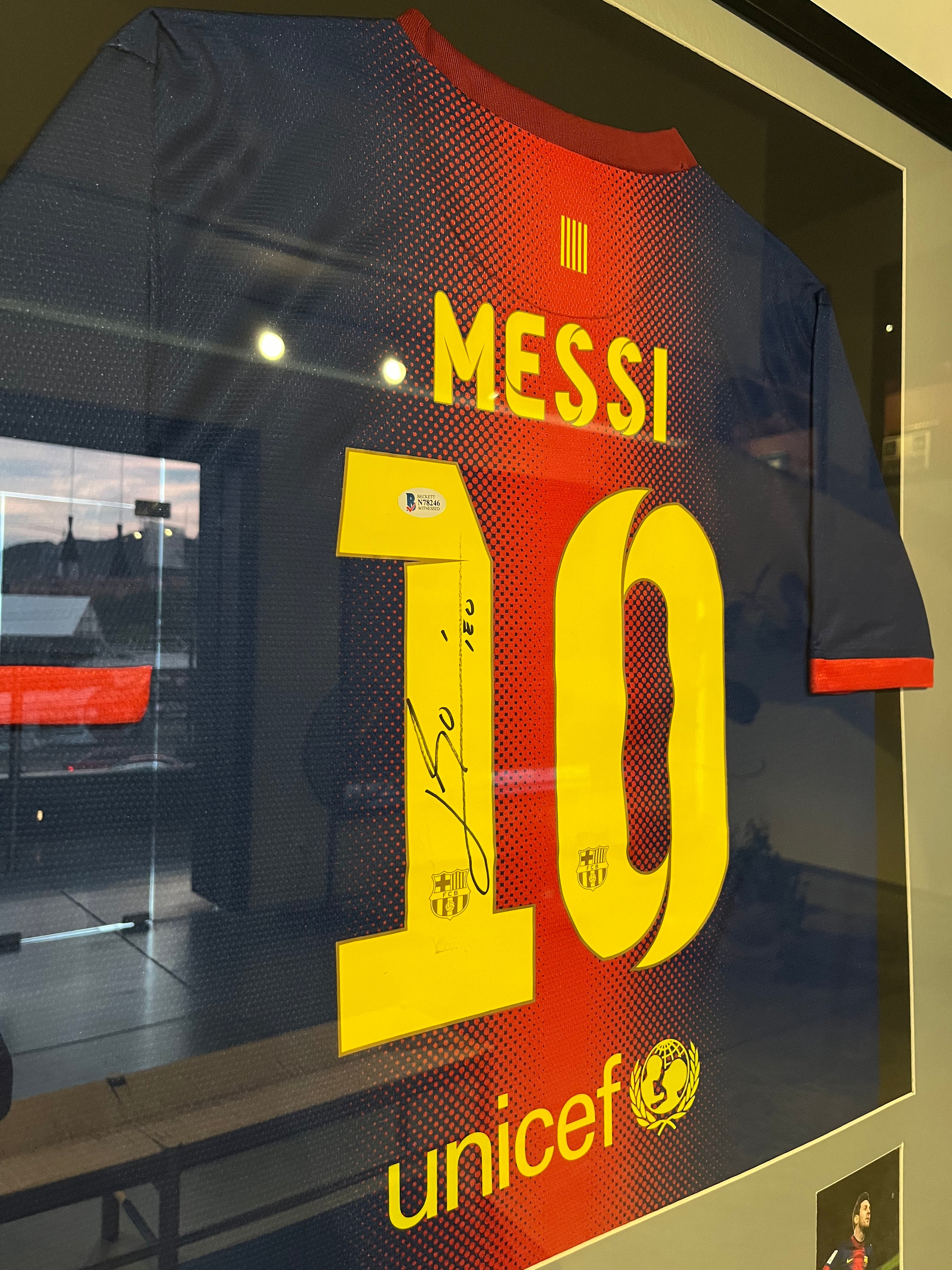 Autógrafo de Lionel Messi | Jersey FC Barcelona 2012/13 Certificada Beckett enmarcada