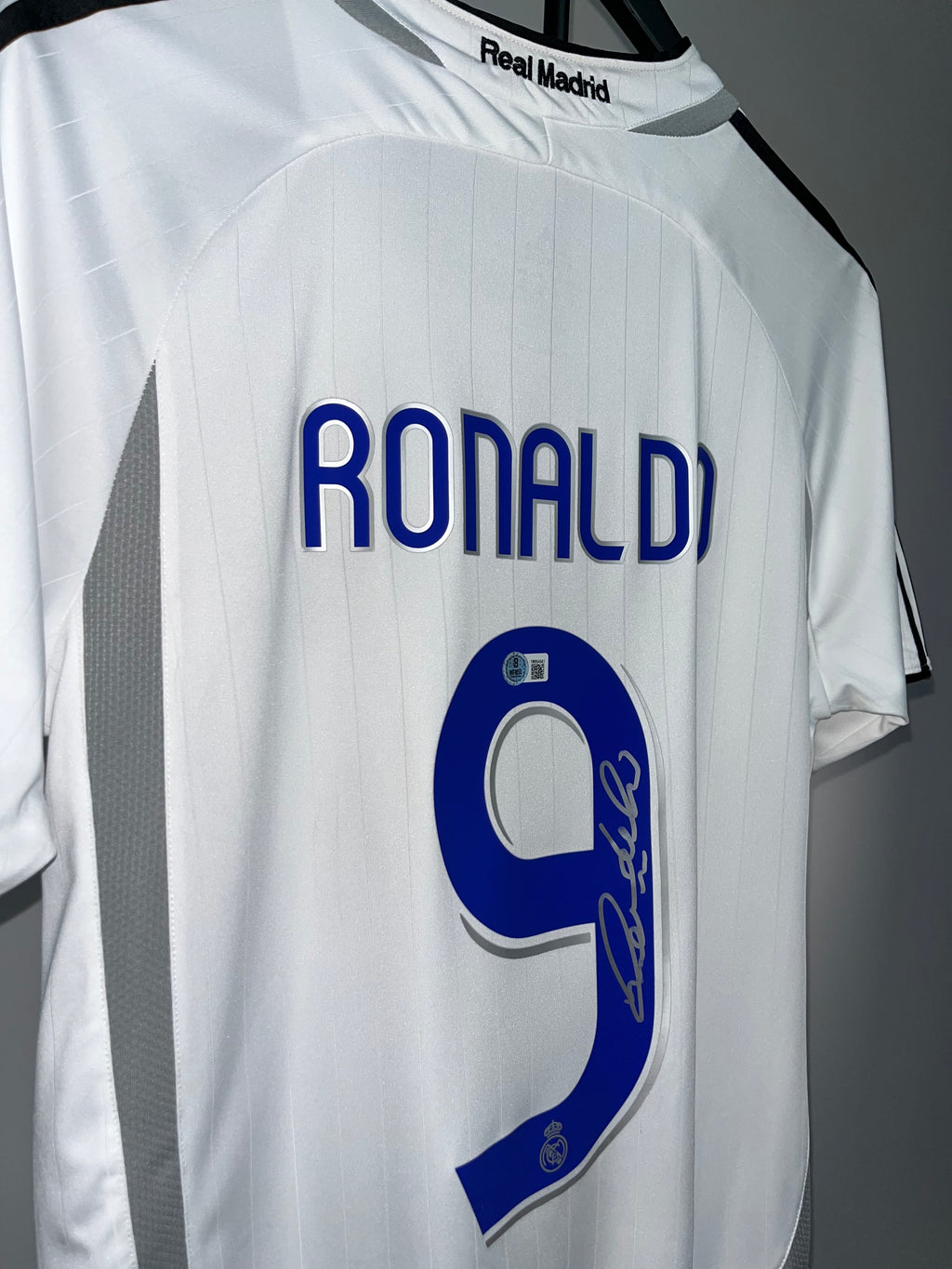 Autógrafo Ronaldo Nazário | Real Madrid 2006-07 certificada Beckett