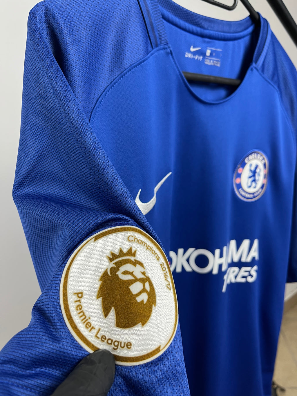 Jersey Original Chelsea 2017/18 Local Hazard 905513-496 Nike