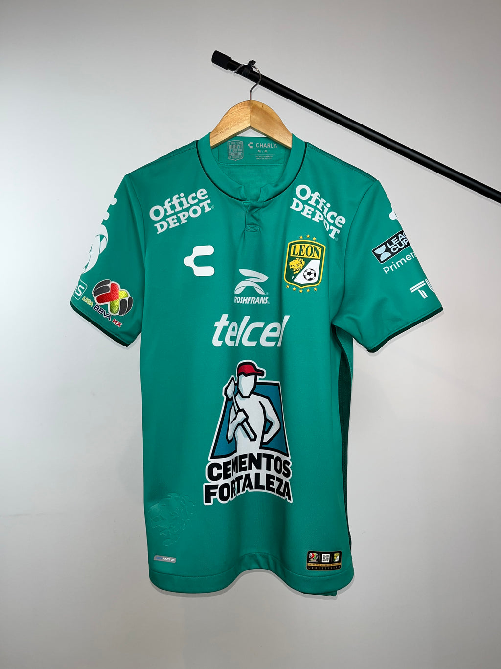 Jersey utileria Usada en Partido de Avión Ramírez | Club León Leagues Cup 2023