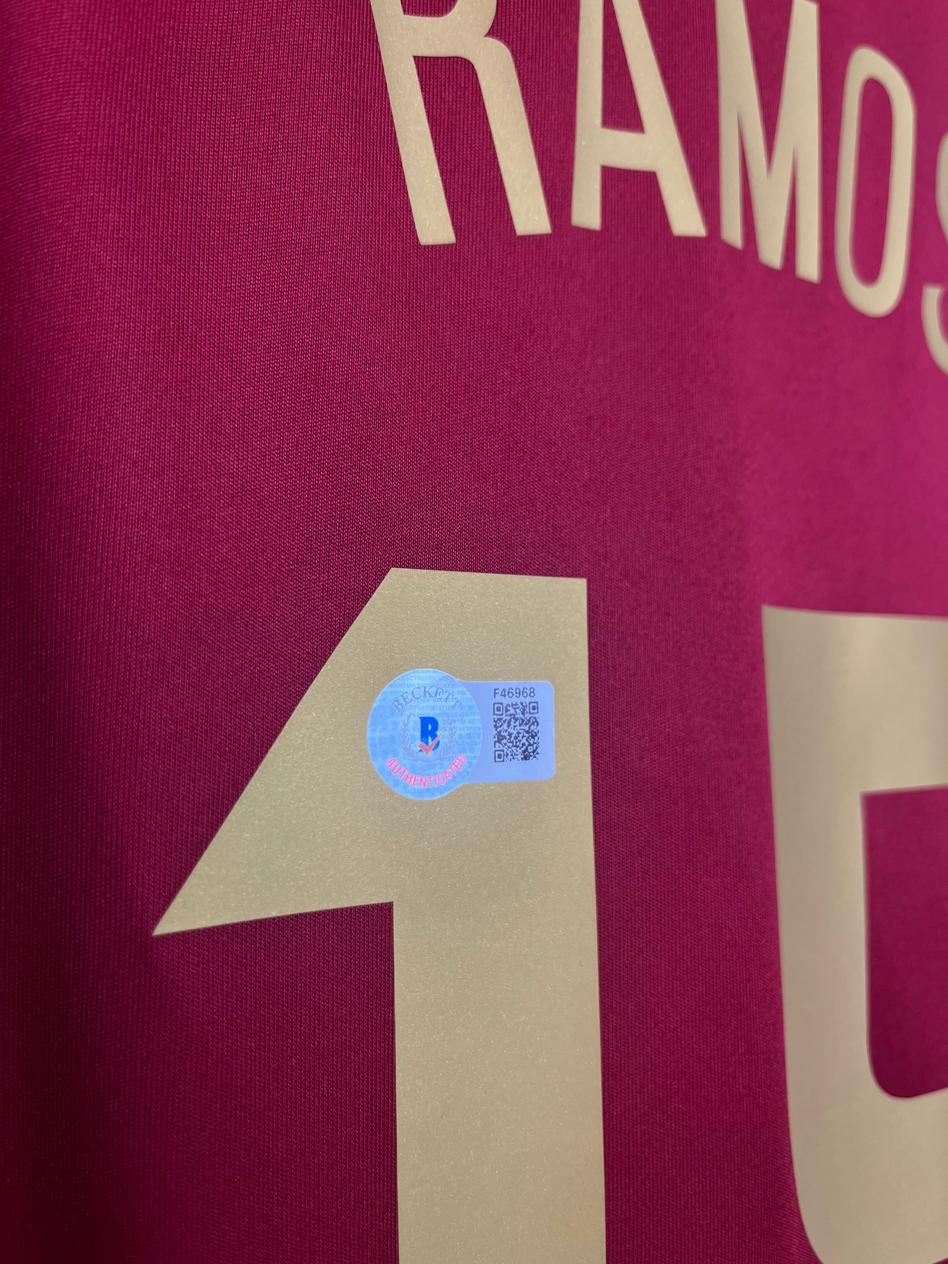 Autógrafo Sergio Ramos | España Mundial Brasil 2014 Beckett