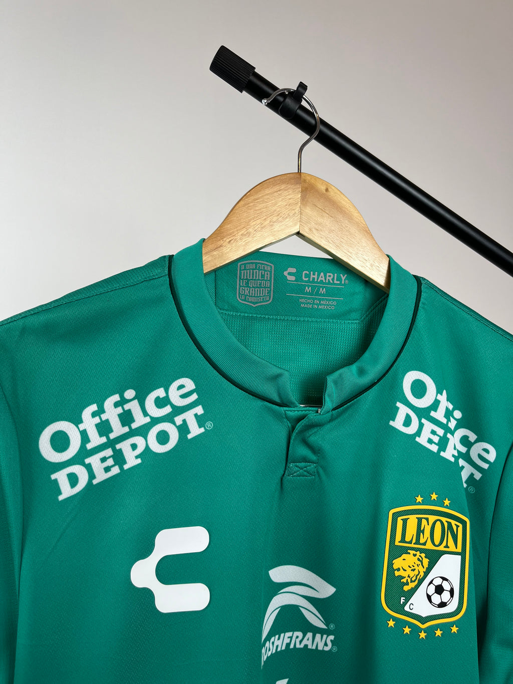 Jersey utileria Usada en Partido de Avión Ramírez | Club León Leagues Cup 2023