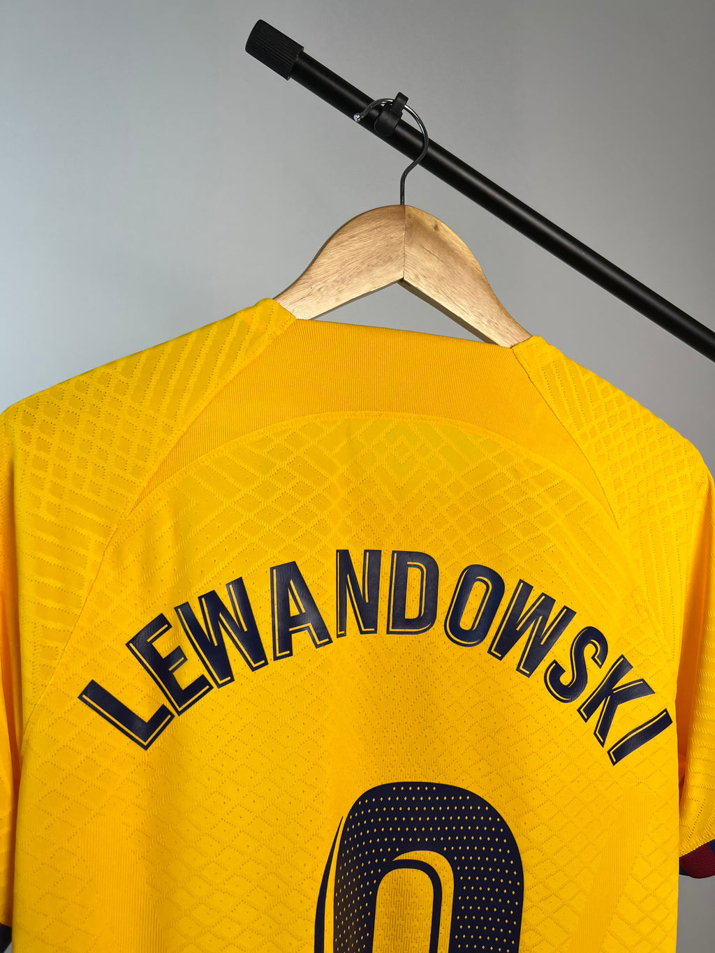 Jersey de Utilería de Robert Lewandowski | Barcelona Campeón LaLiga 2022/23 Spare Match Issued