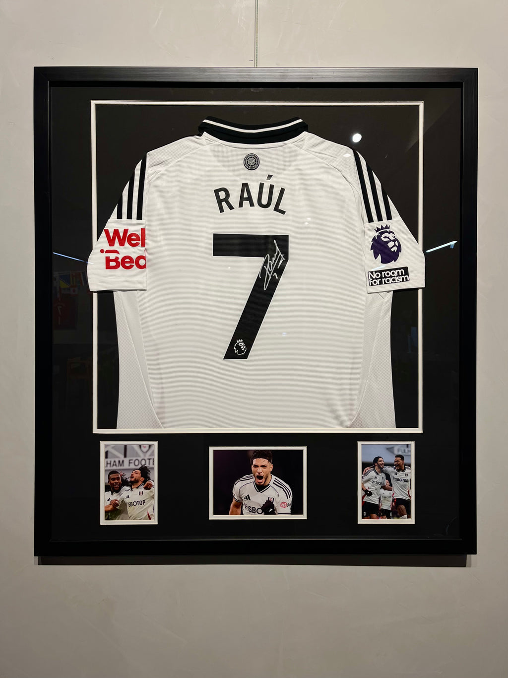 Autógrafo Certificado Raúl Jiménez Utileria | Fulham Player Worn Récord Premier League Enmarcada