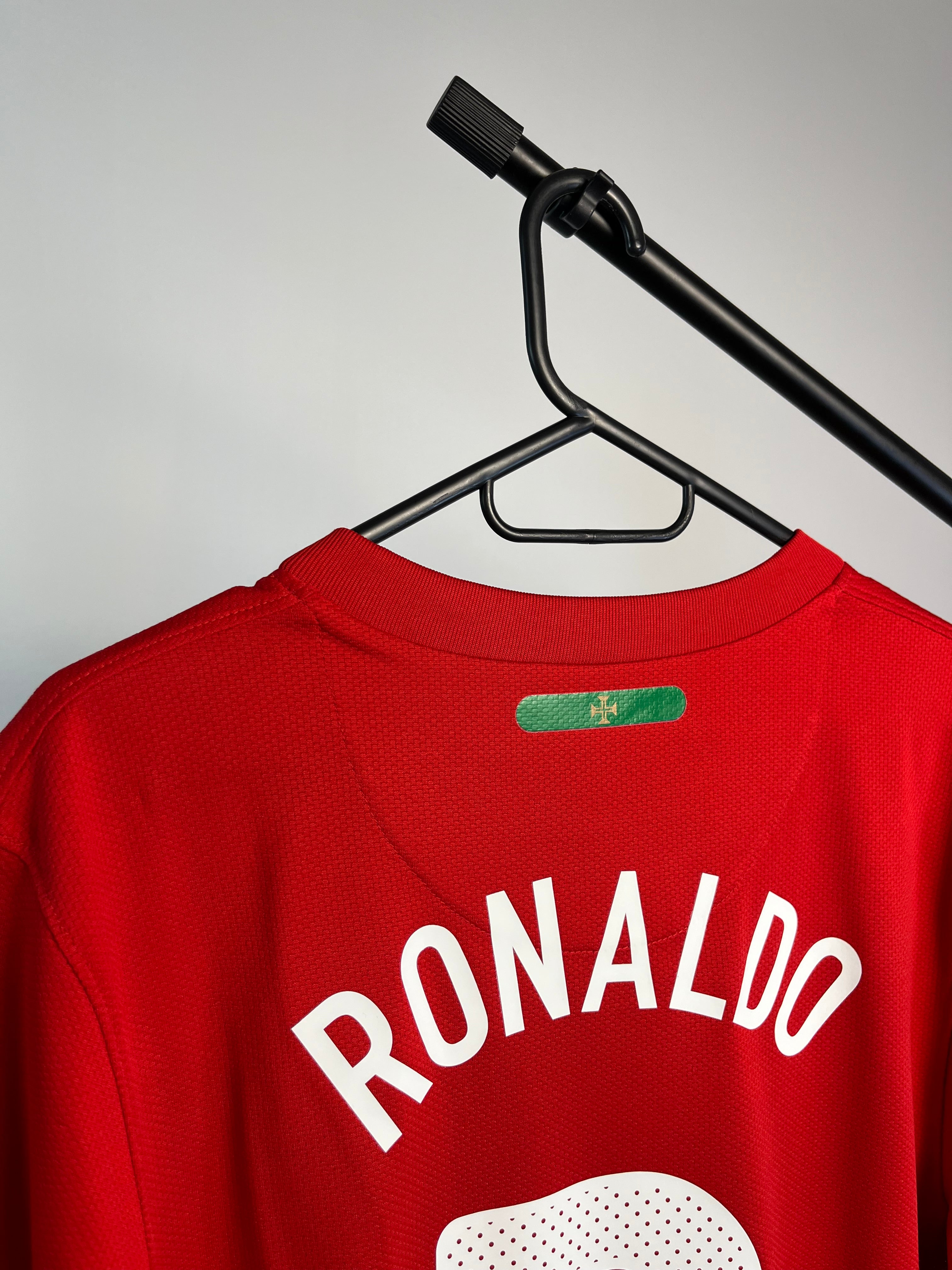 Jersey Original Portugal Mundial 2010 Local Cristiano Ronaldo 376894-611 Nike
