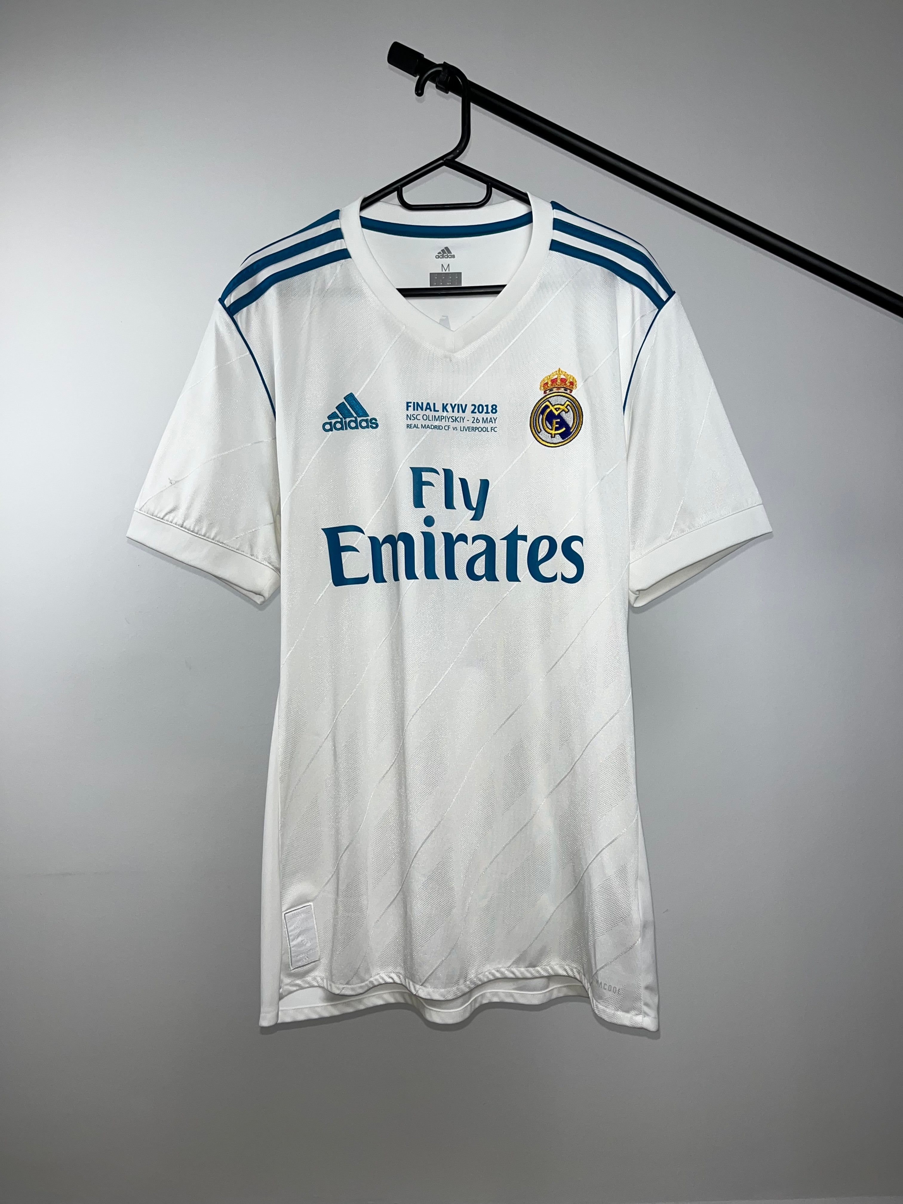Jersey Original Real Madrid UCL 2017/18 Local Cristiano Ronaldo AZ8059 Adidas