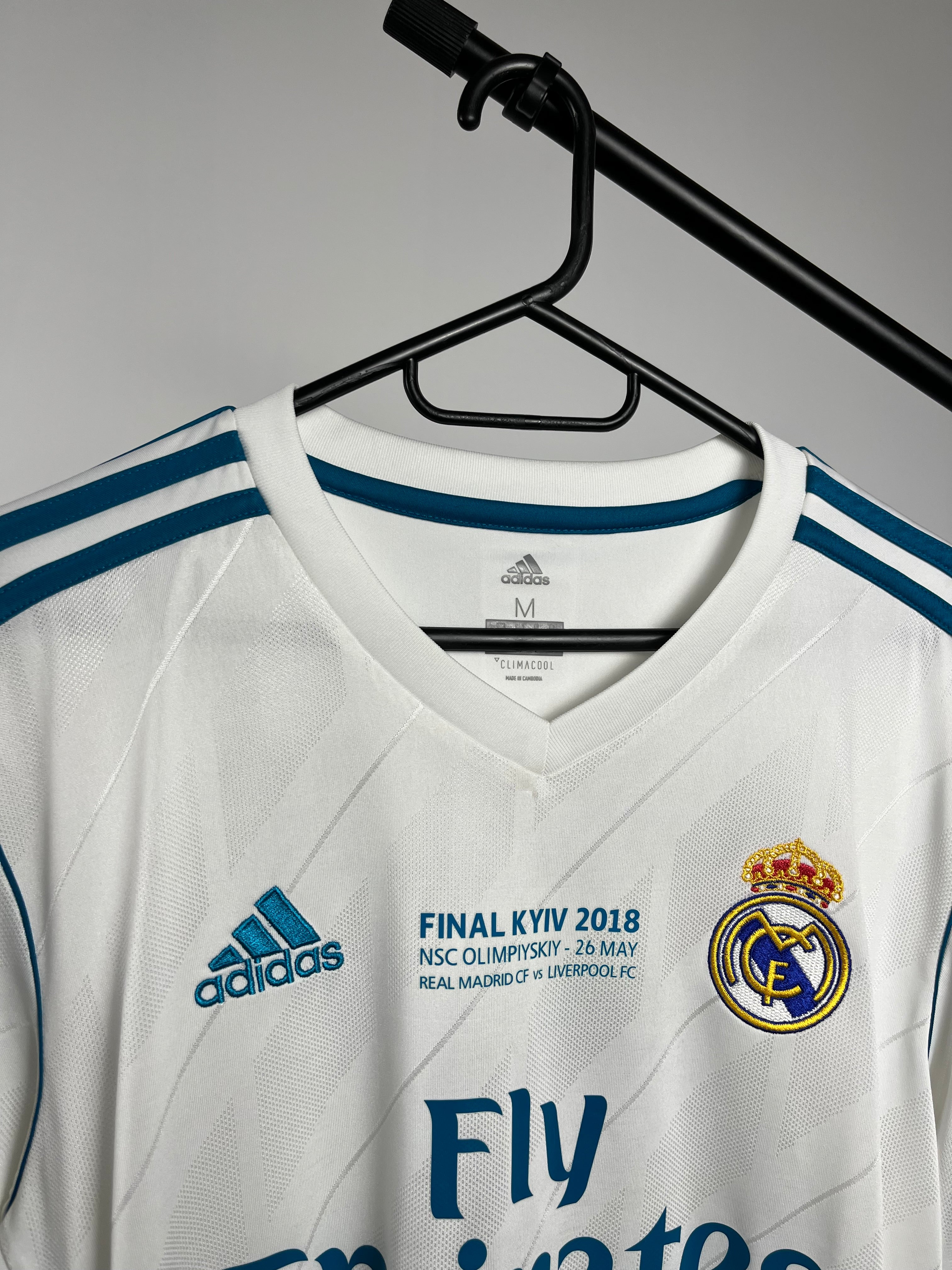 Jersey Original Real Madrid UCL 2017/18 Local Cristiano Ronaldo AZ8059 Adidas