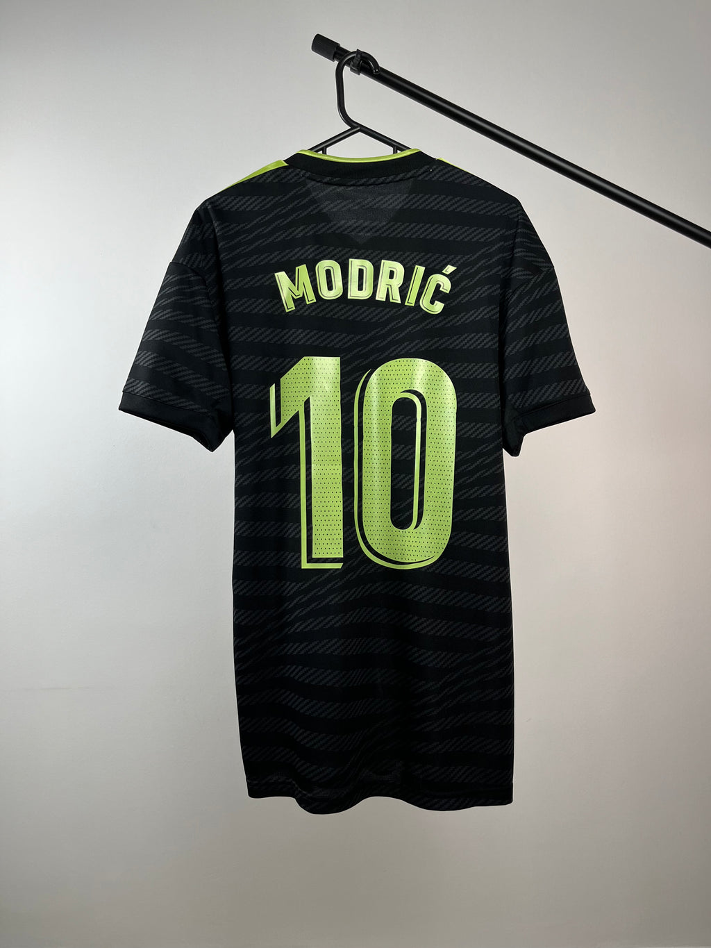 Jersey Original Real Madrid 2022/23 3era Luka Modric HI1656 Adidas