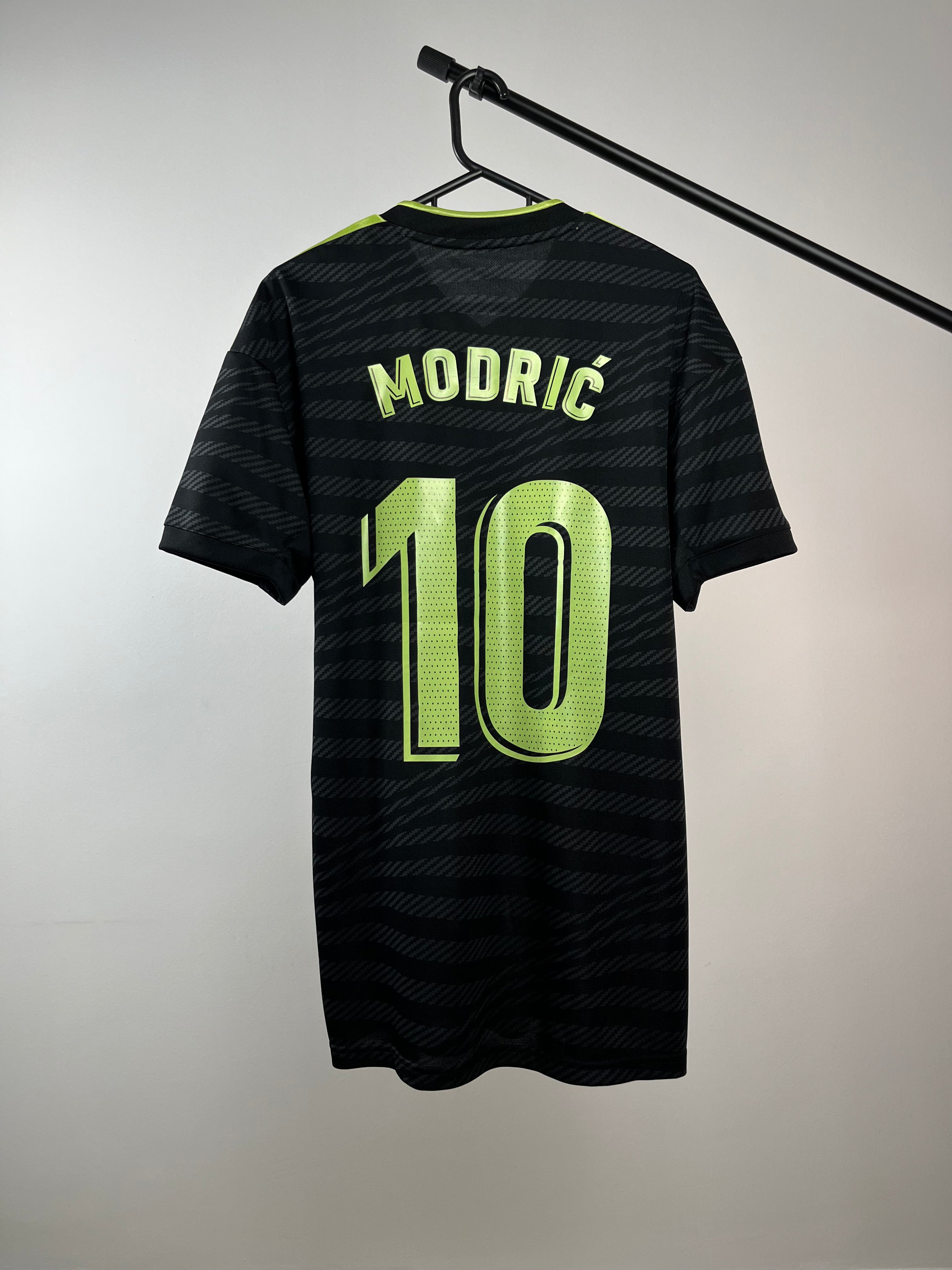 Jersey Original Real Madrid 2022/23 3era Luka Modric HI1656 Adidas