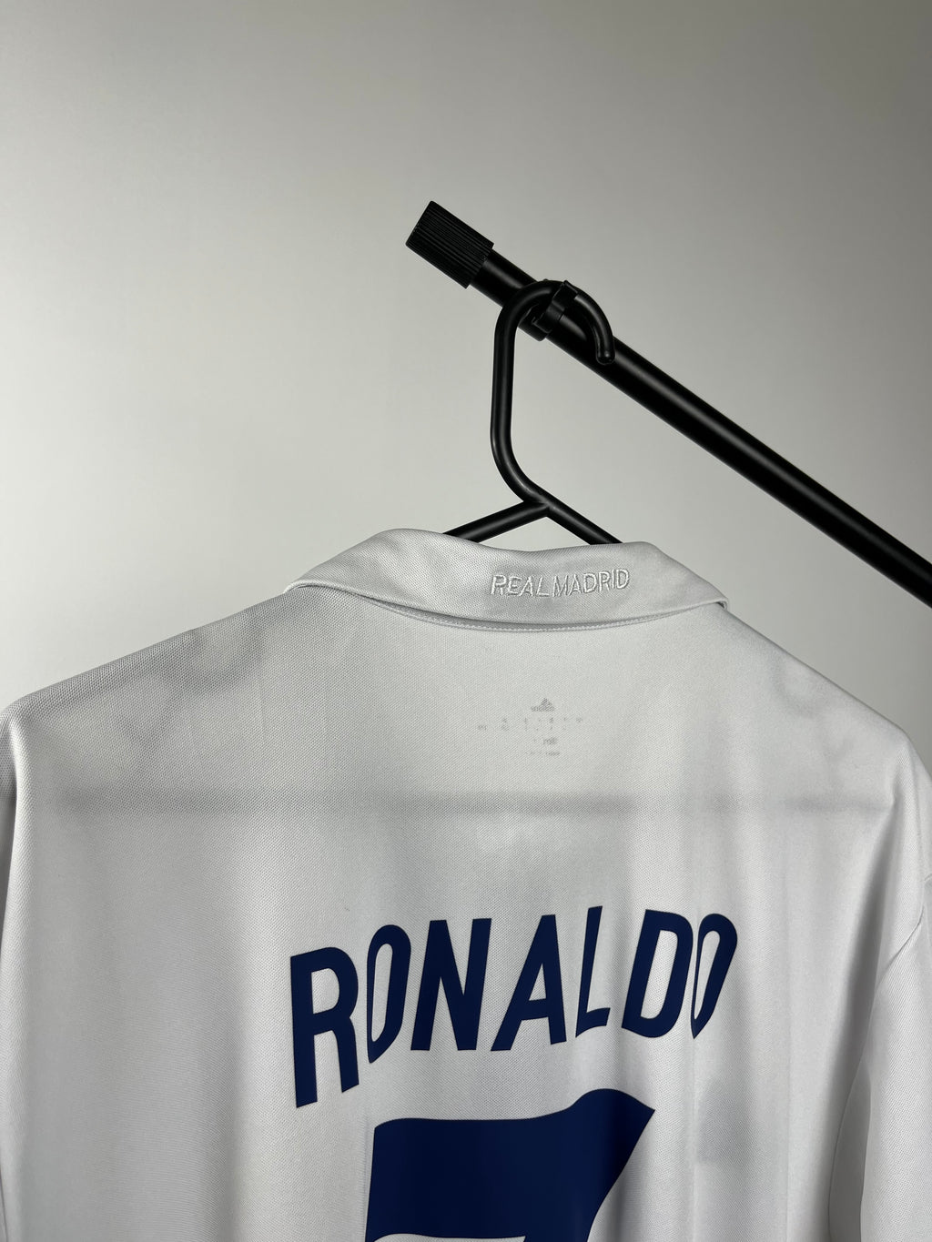 Jersey Original Real Madrid 2016/17 Local Cristiano Ronaldo AI5187 Adidas