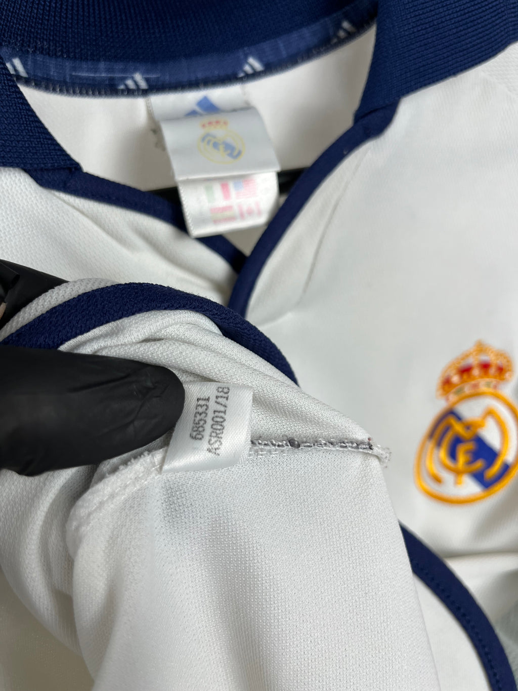 Jersey Original Real Madrid 2000/2001 Local Figo 685331 Adidas