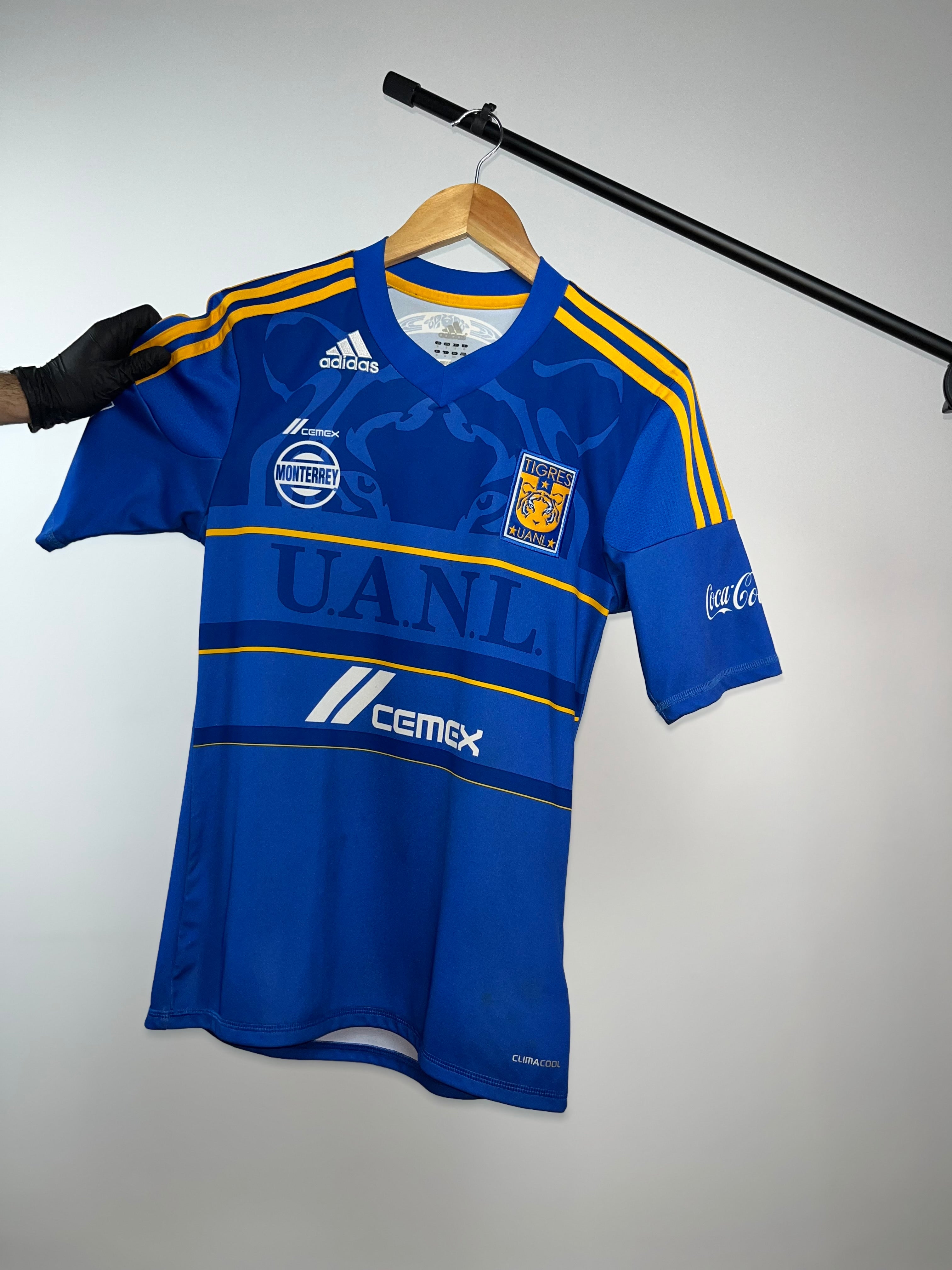 Jersey Usada en Partido de Elías Hernández | Tigres UANL 2012/13 Visita