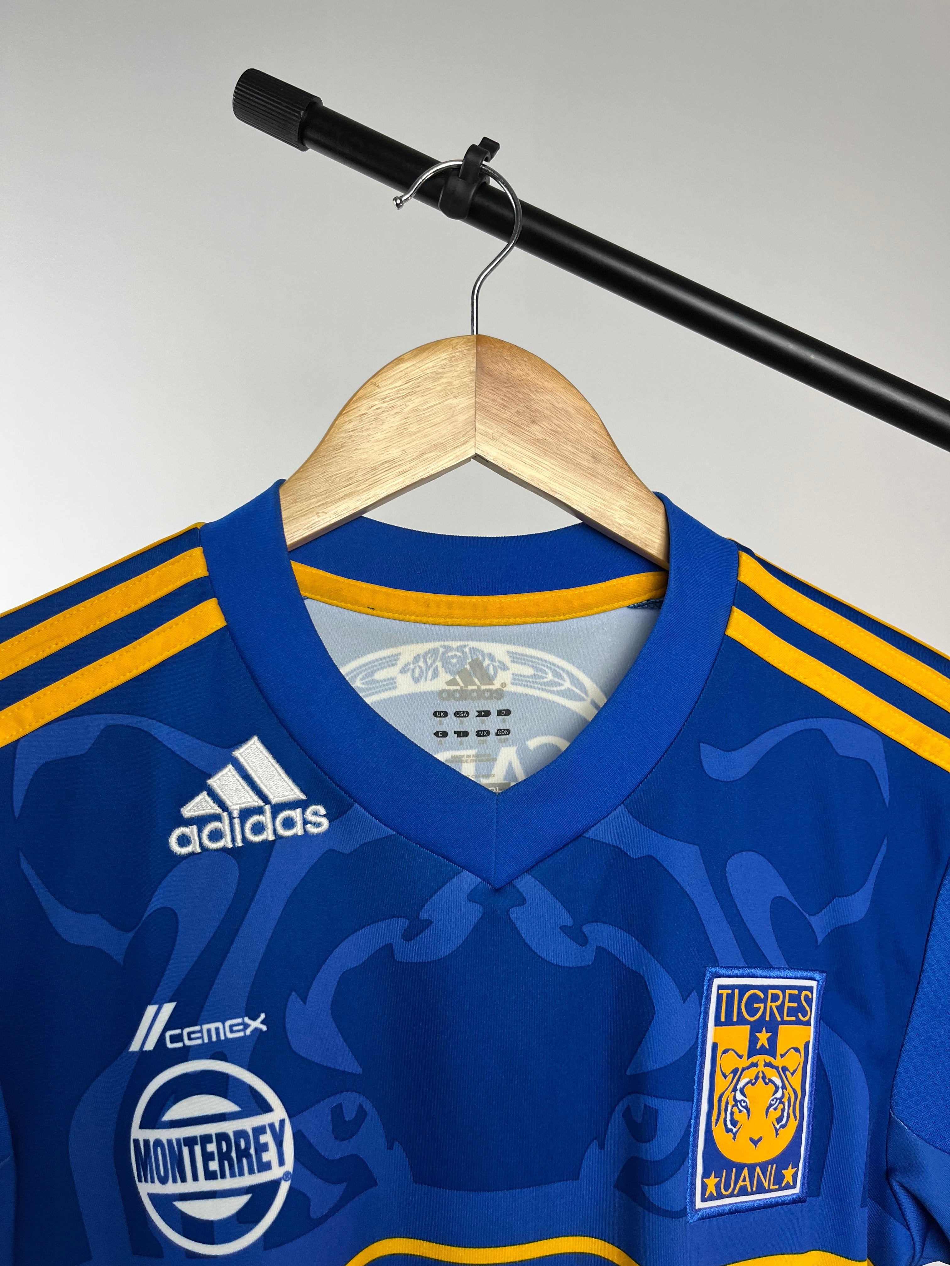 Jersey Usada en Partido de Elías Hernández | Tigres UANL 2012/13 Visita