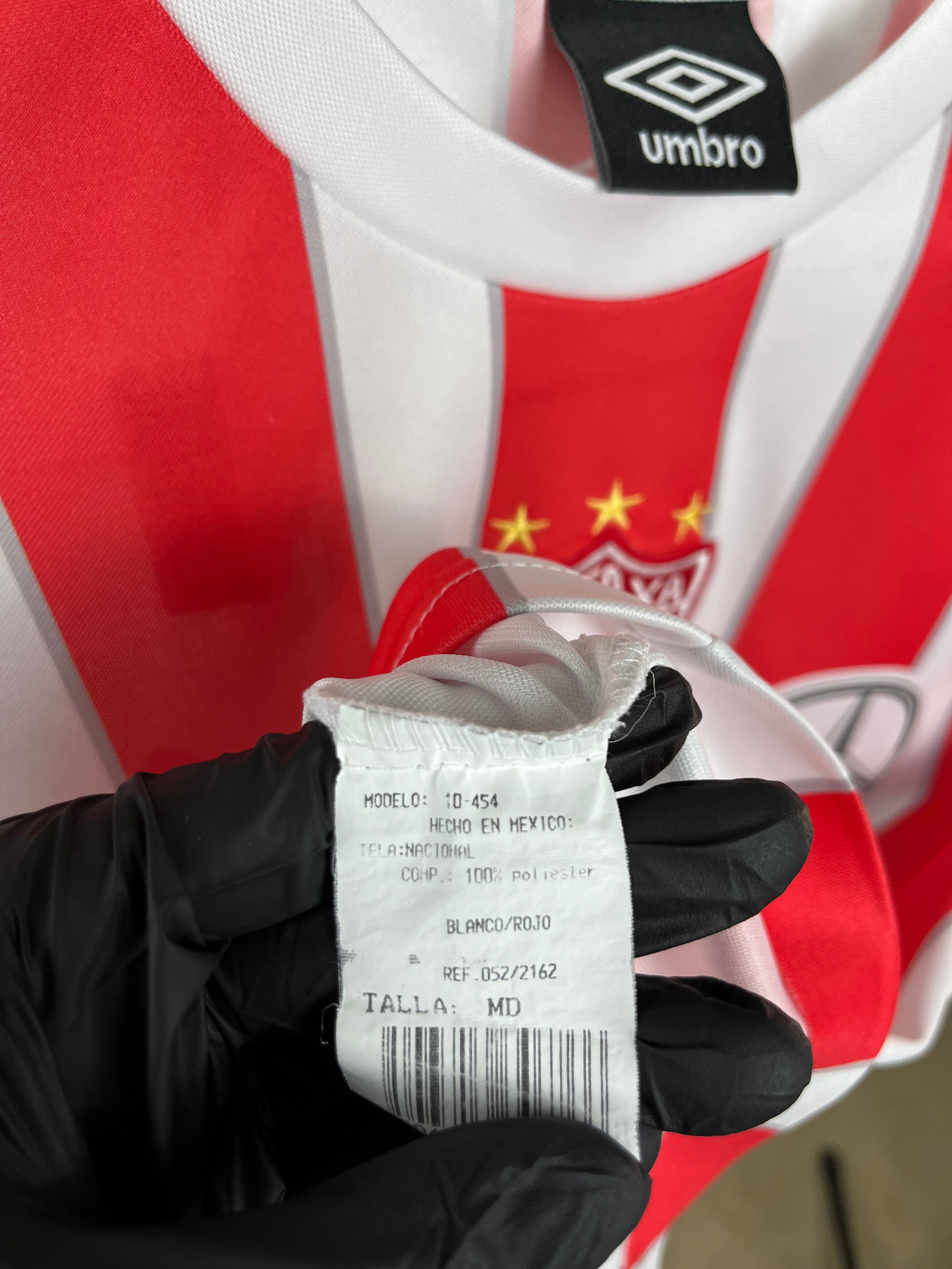 Jersey Usada en Partido de Manuel Iturra | Necaxa 2016/17 Liga MX