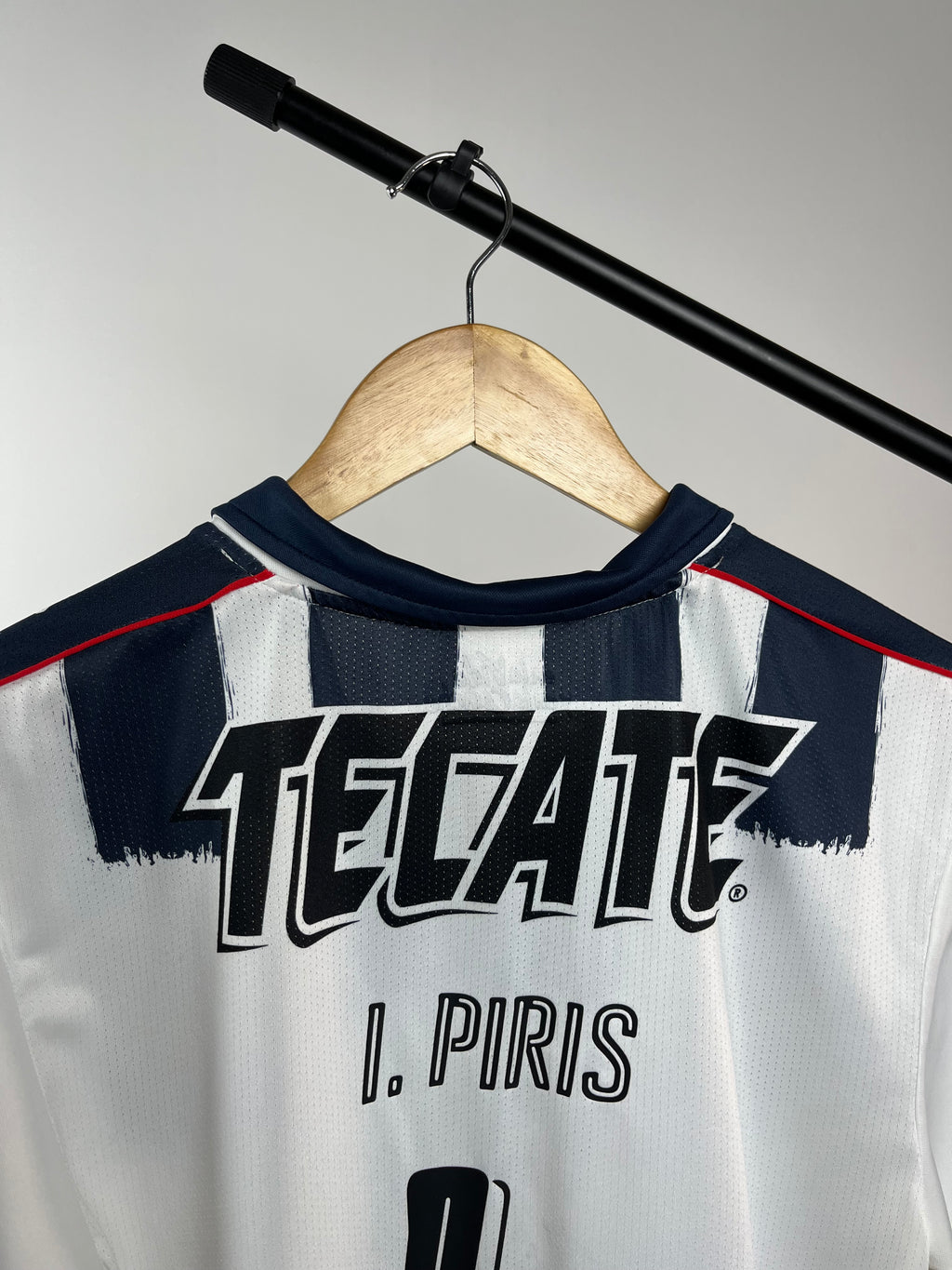 Jersey Usada en Partido de Iván Piris | Rayados 2016/17 Liga MX