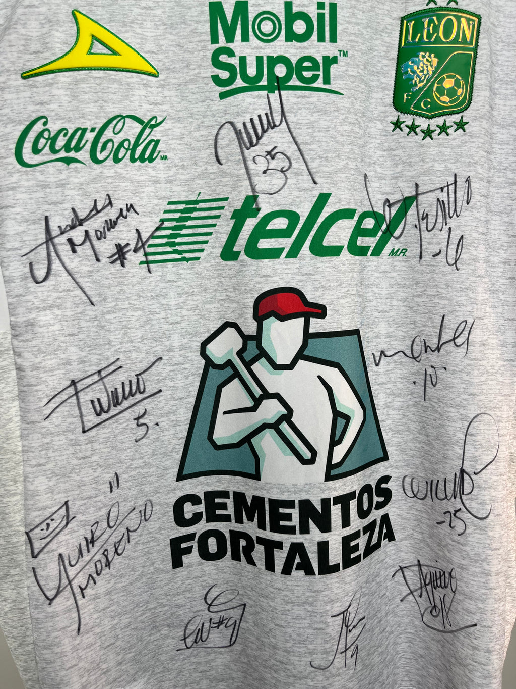 Autógrafos del Club León 2018/19 | Jersey Firmada por Todo el Equipo