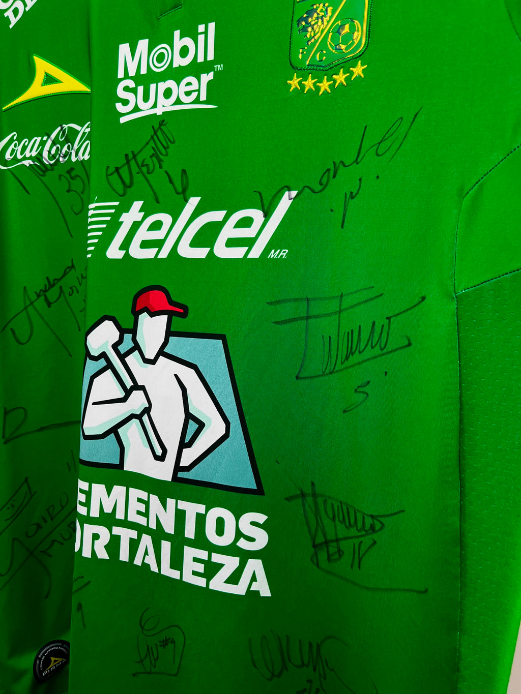 Autógrafos del Club León 2018/19 | Jersey Firmada por Todo el Equipo