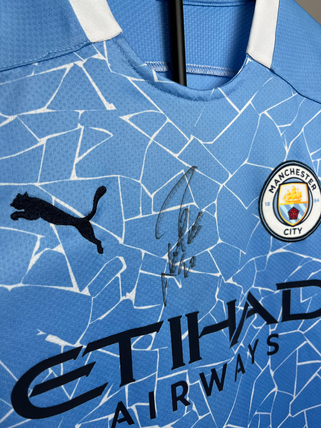 Autógrafos de De Bruyne, Foden y Agüero | Jersey Manchester City 2020/21 Certificada