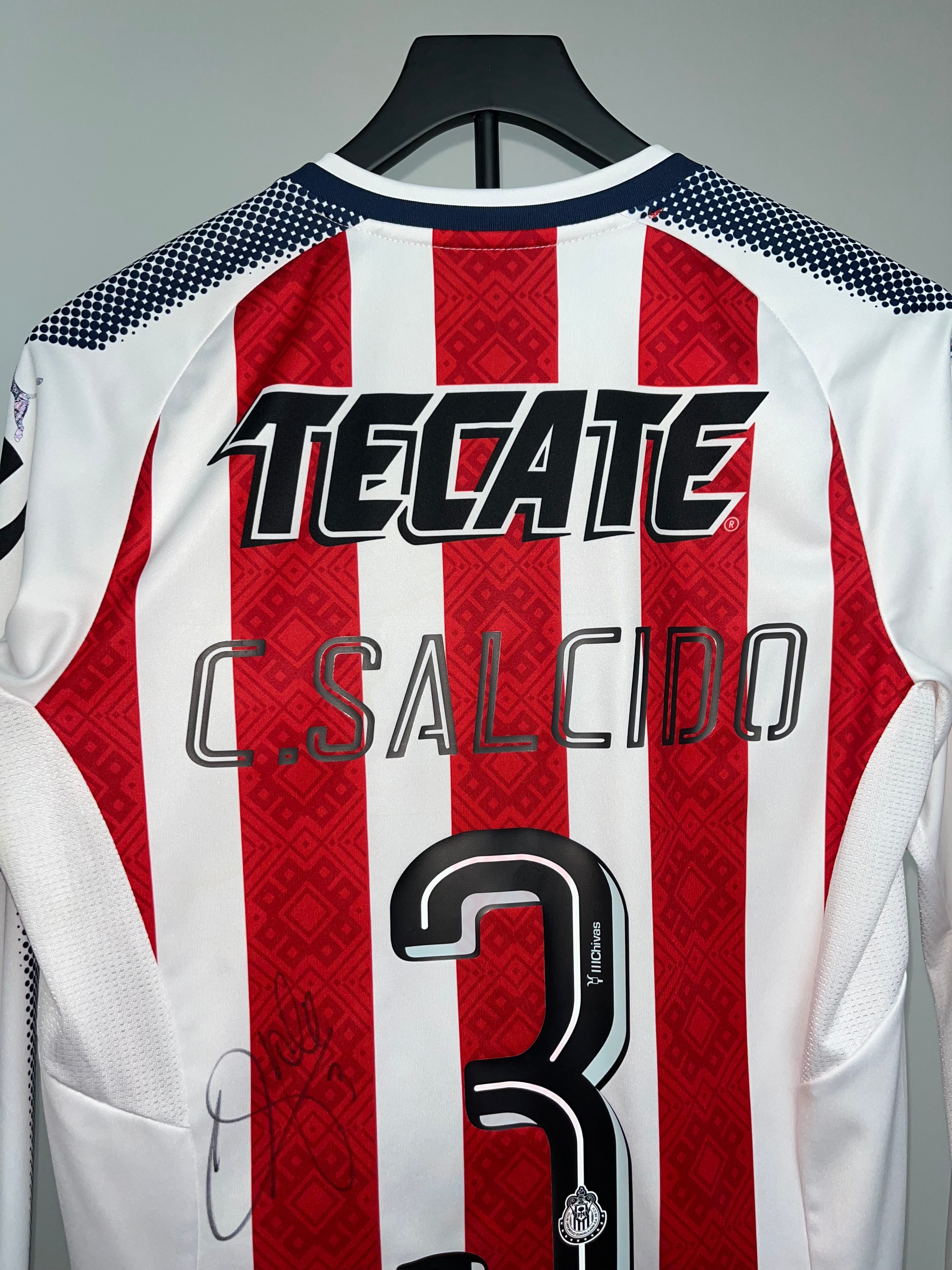 Autógrafo de Carlos Salcido | Jersey Chivas 2017/18