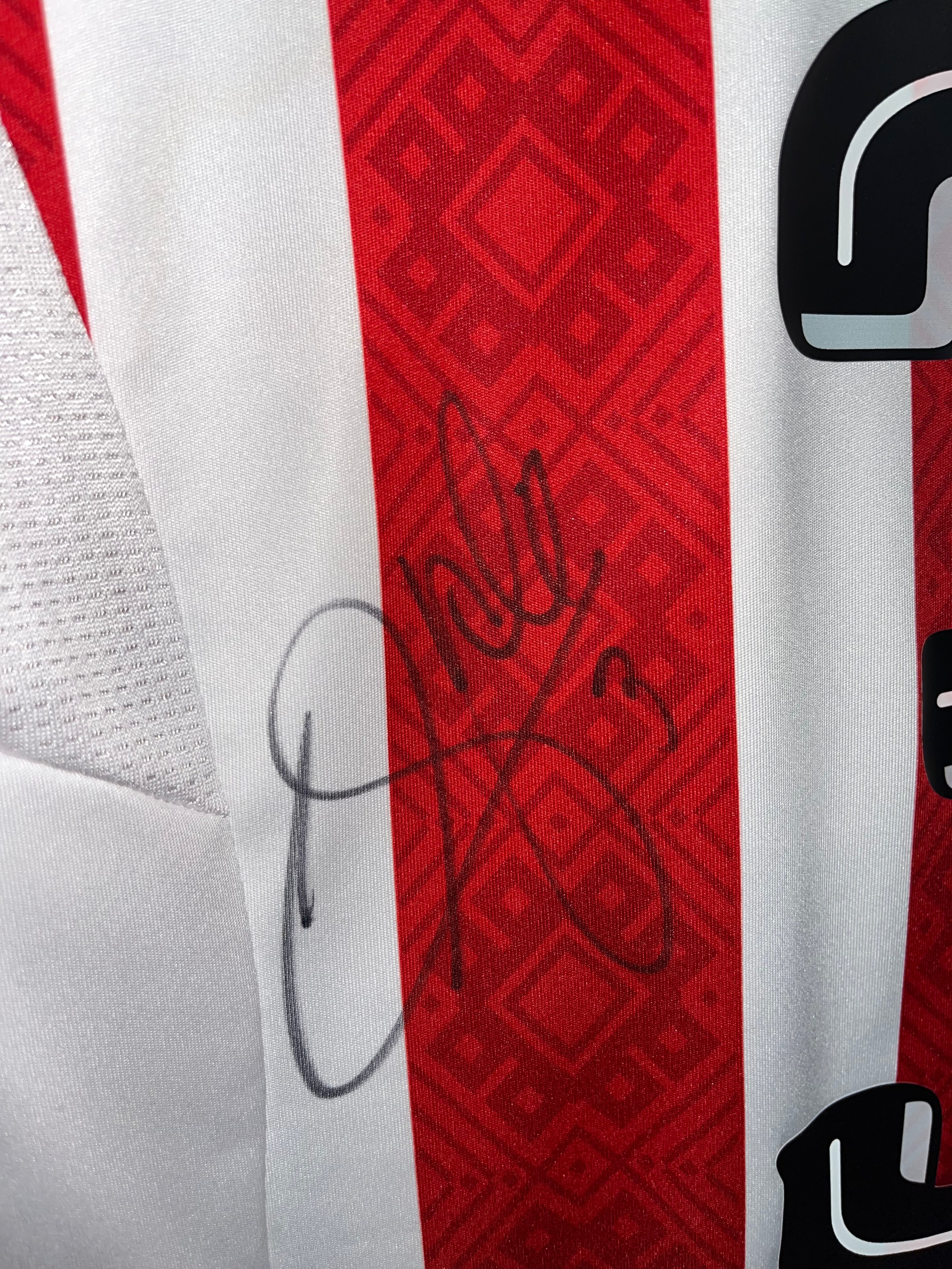 Autógrafo de Carlos Salcido | Jersey Chivas 2017/18
