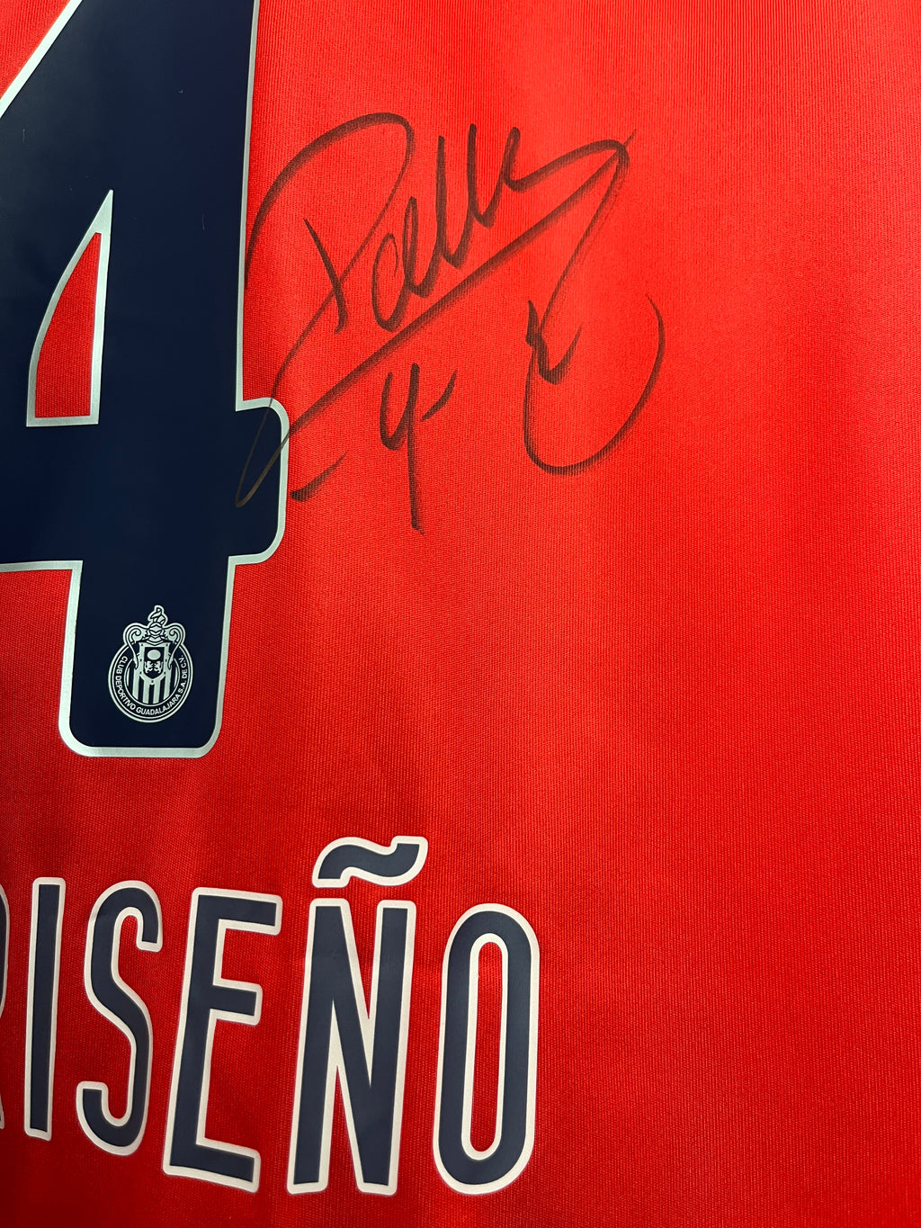 Autógrafo de Antonio "Pollo" Briseño | Jersey Chivas 2022
