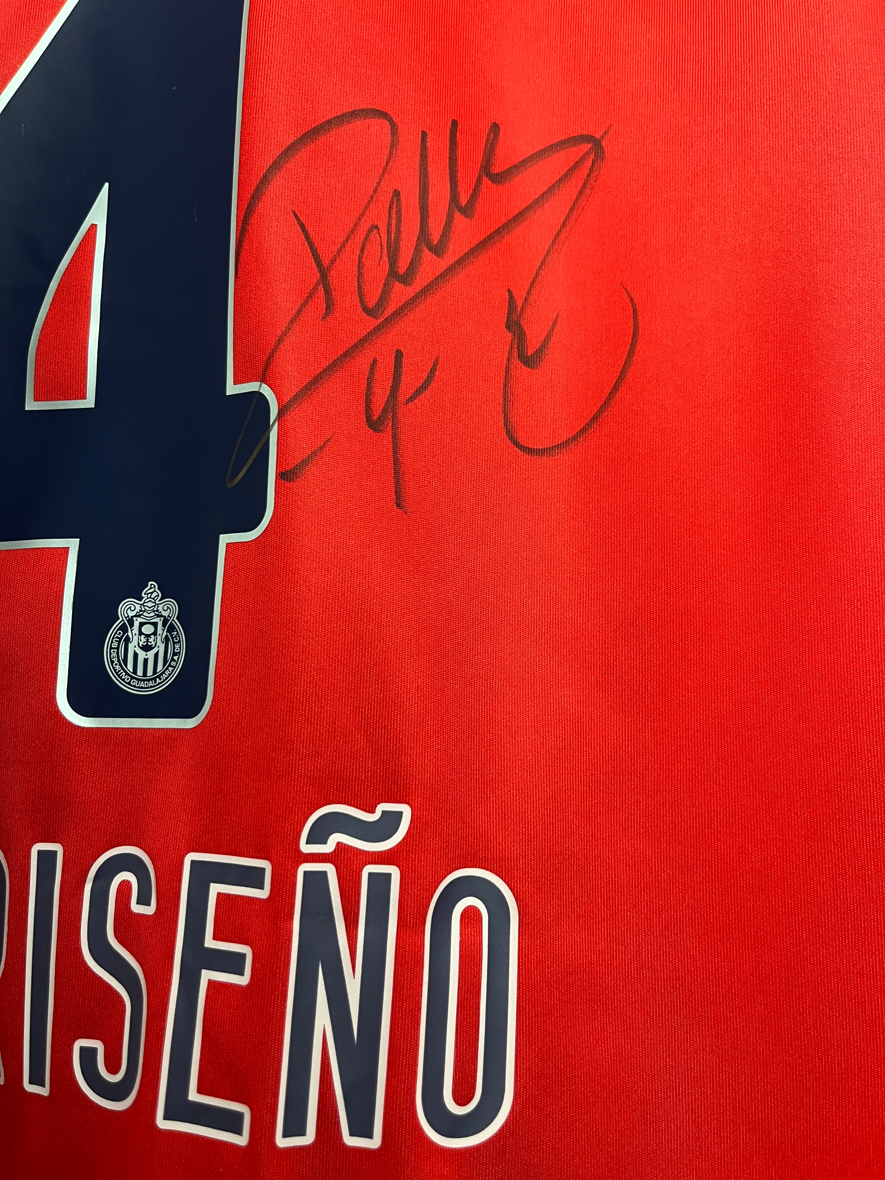 Autógrafo de Antonio "Pollo" Briseño | Jersey Chivas 2022