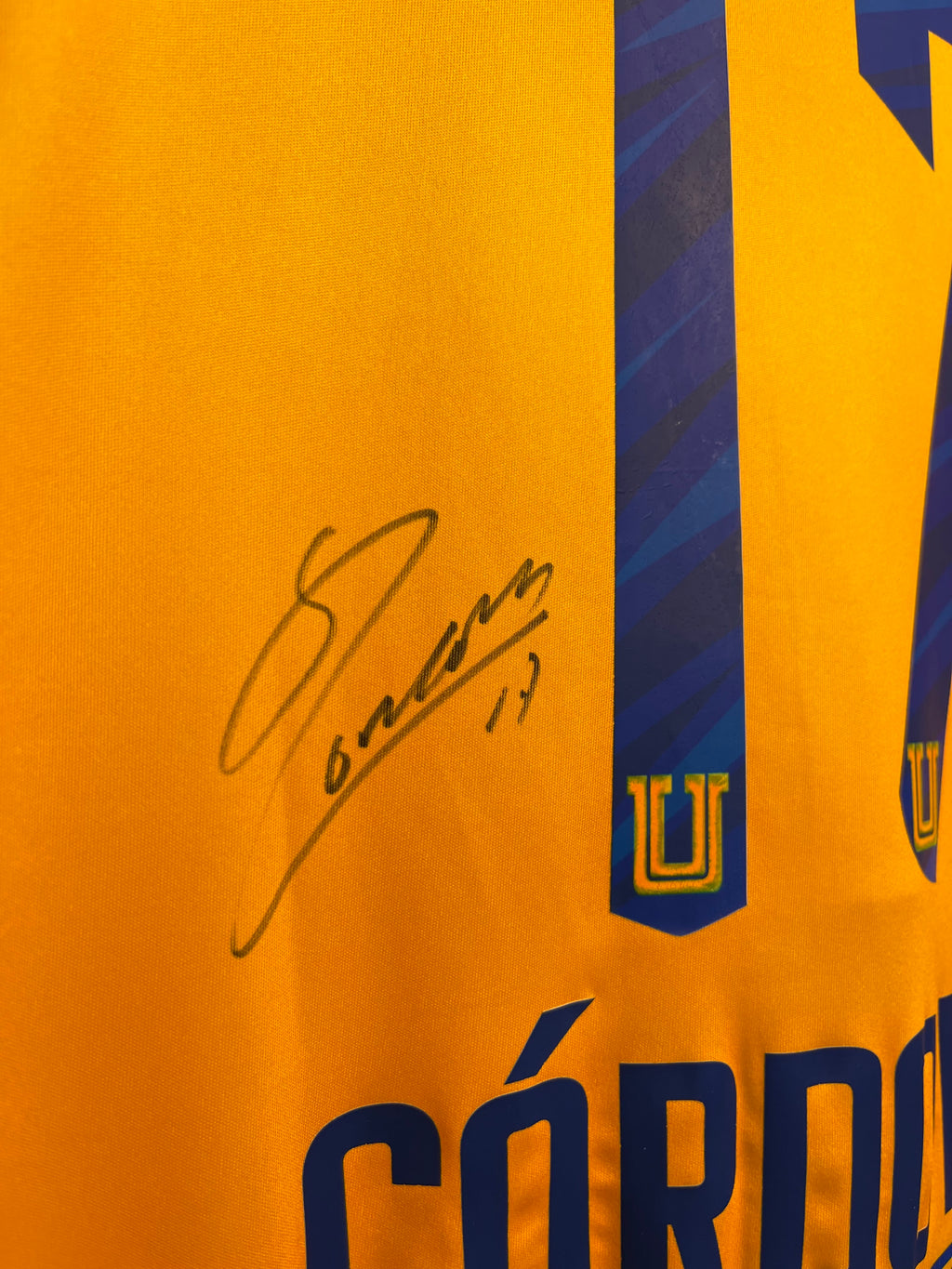 Autógrafo de Sebastián Córdova | Jersey Tigres UANL 2023/24