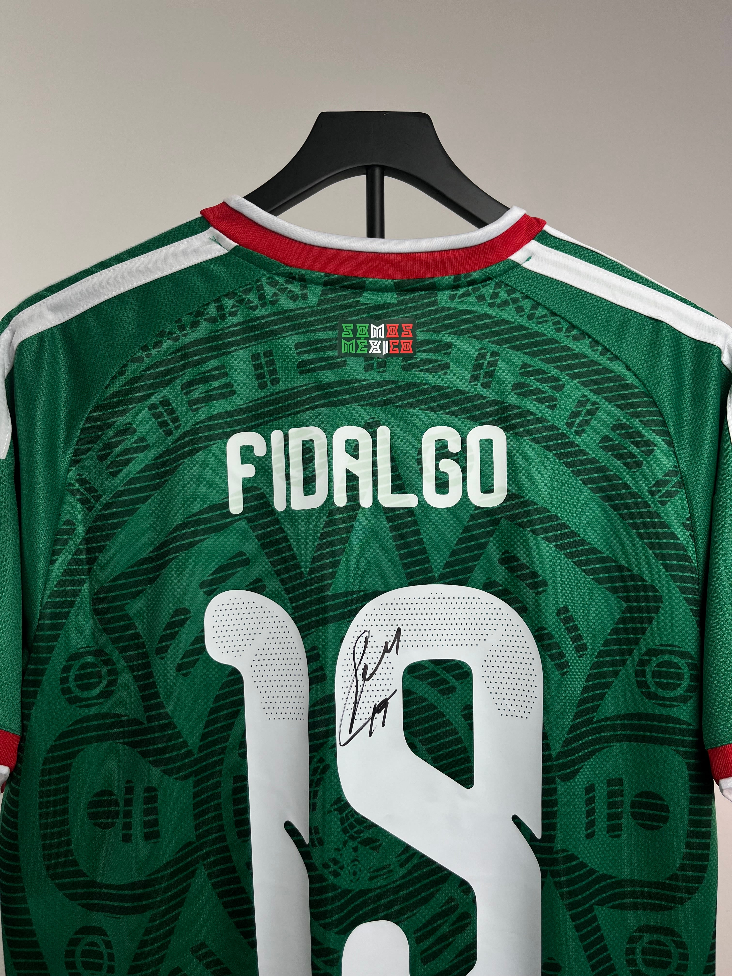 Autógrafo de Álvaro Fidalgo | Jersey México Mundial 2026